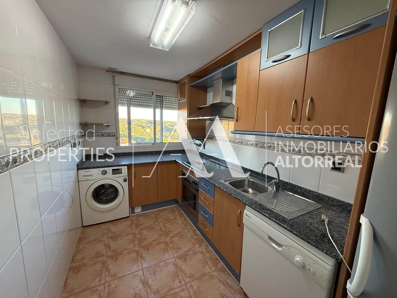 2 soveværelse Penthouse til salg i Altorreal med swimmingpool garage - € 179.900 (Ref: 9543696)