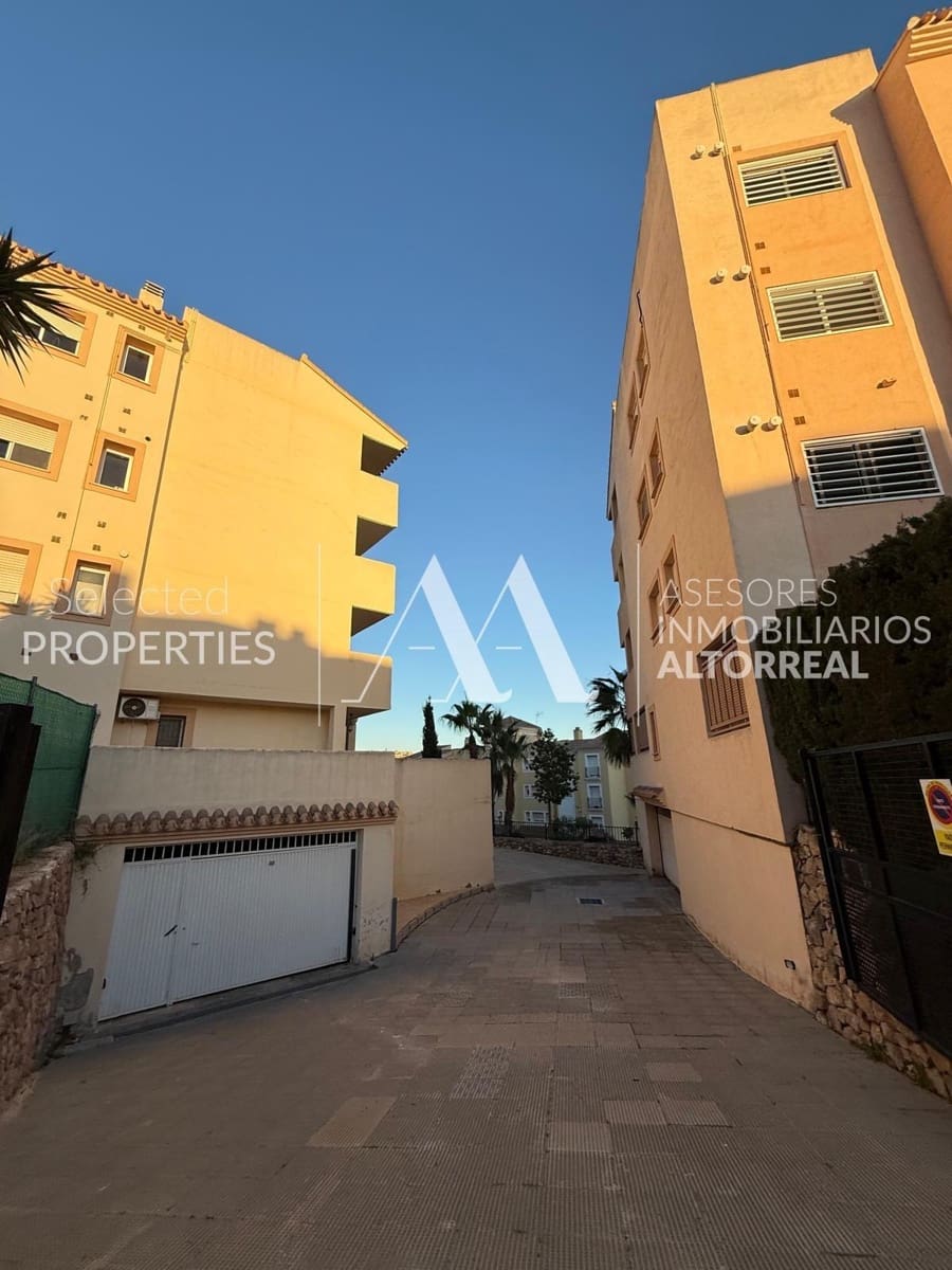 2 soveværelse Penthouse til salg i Altorreal med swimmingpool garage - € 179.900 (Ref: 9543696)