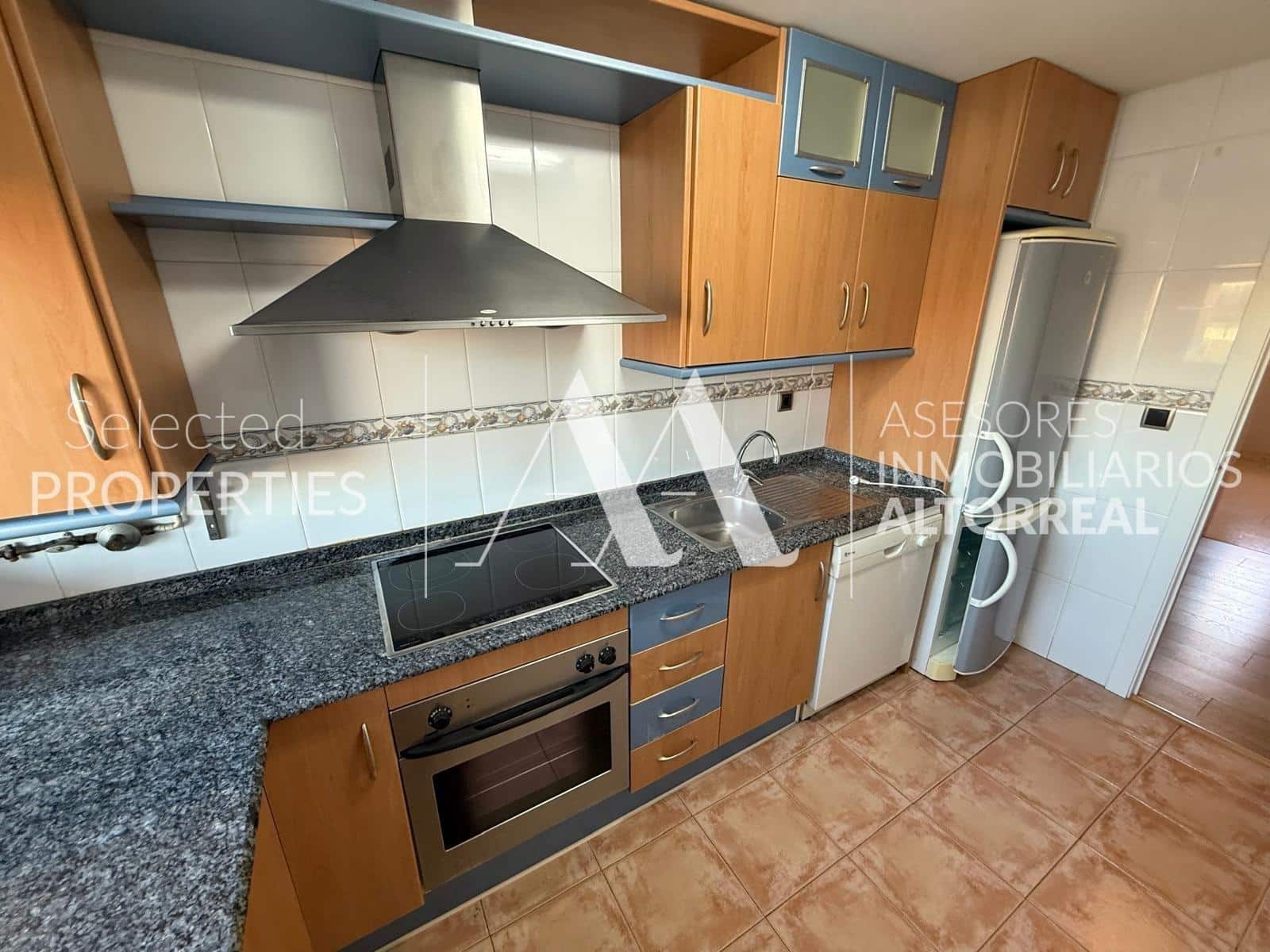 2 soveværelse Penthouse til salg i Altorreal med swimmingpool garage - € 179.900 (Ref: 9543696)