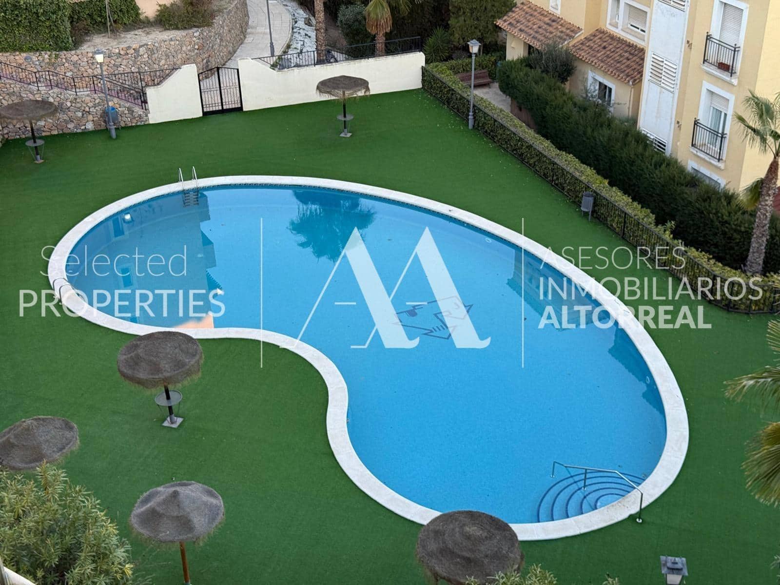 2 soveværelse Penthouse til salg i Altorreal med swimmingpool garage - € 179.900 (Ref: 9543696)