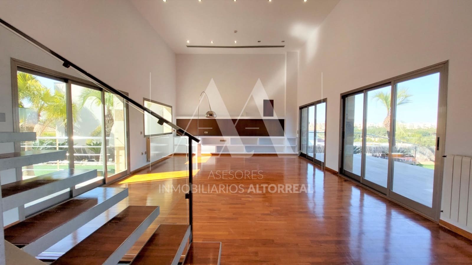 4 soverom Villa til salgs i Altorreal med svømmebasseng garasje - € 750 000 (Ref: 9615532)