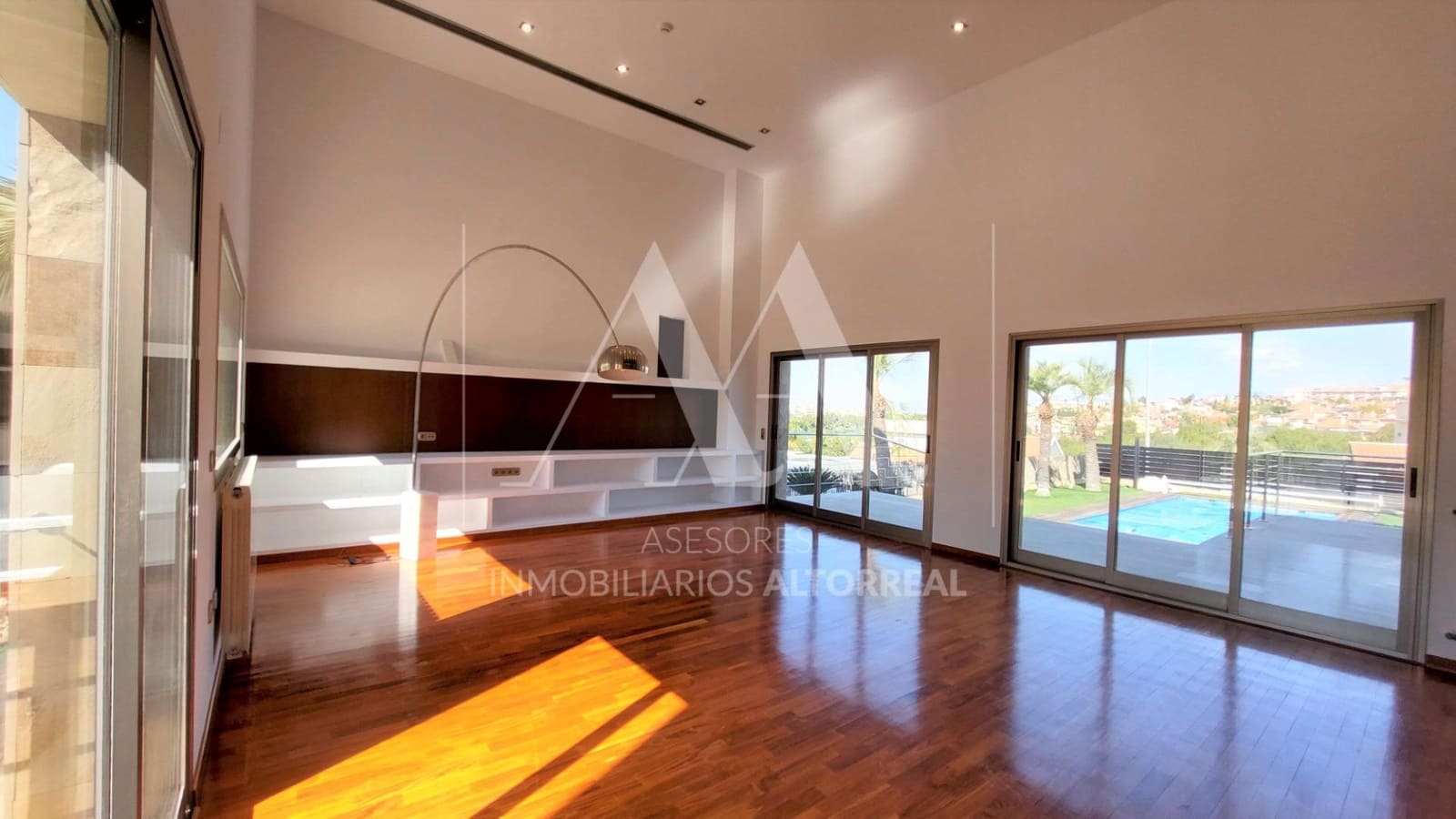 4 soverom Villa til salgs i Altorreal med svømmebasseng garasje - € 750 000 (Ref: 9615532)