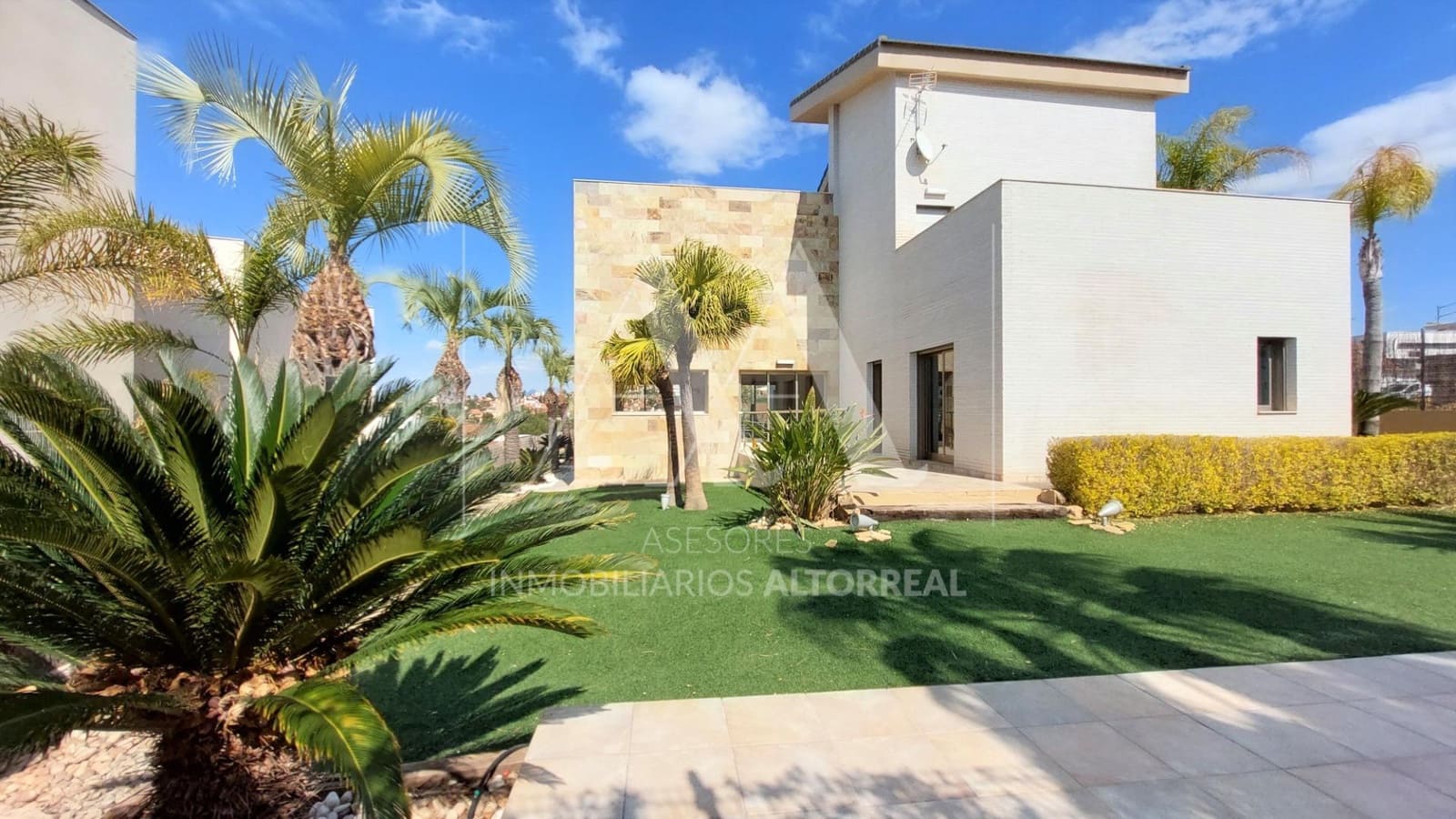 4 soverom Villa til salgs i Altorreal med svømmebasseng garasje - € 750 000 (Ref: 9615532)