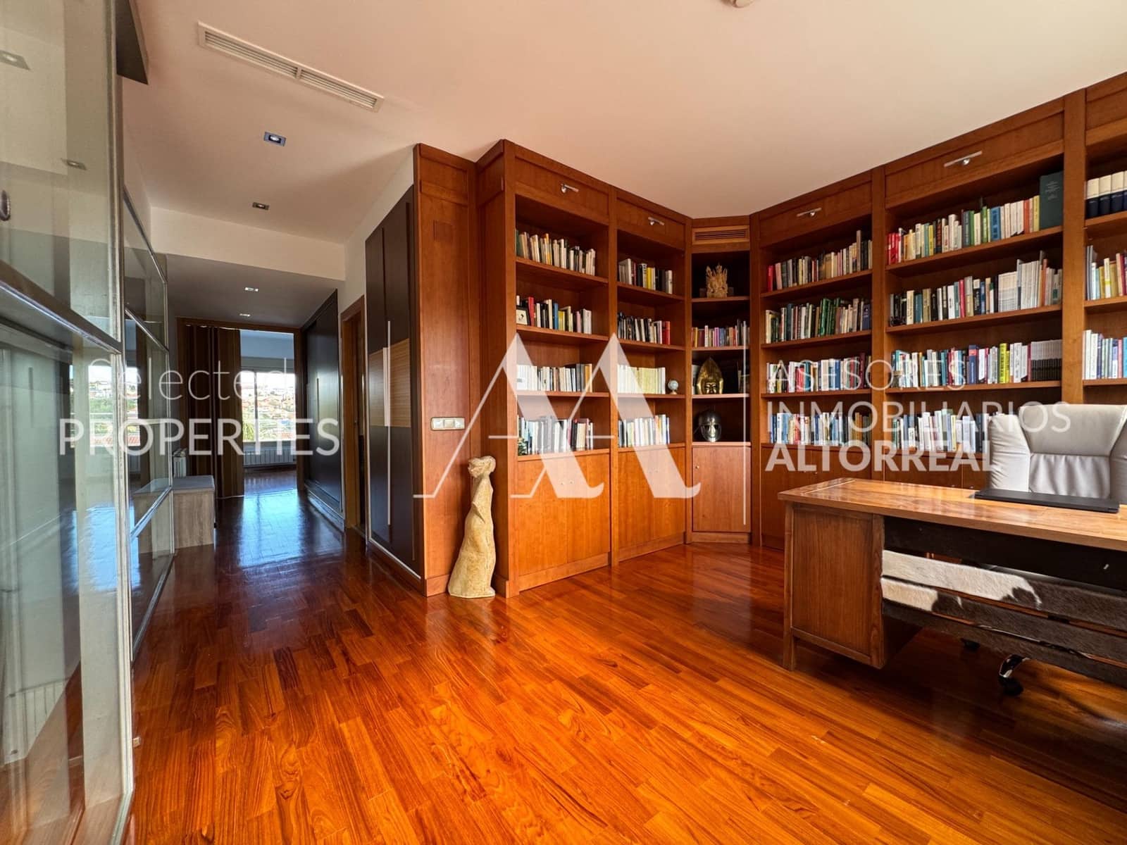 4 soverom Villa til salgs i Altorreal med svømmebasseng garasje - € 750 000 (Ref: 9615532)