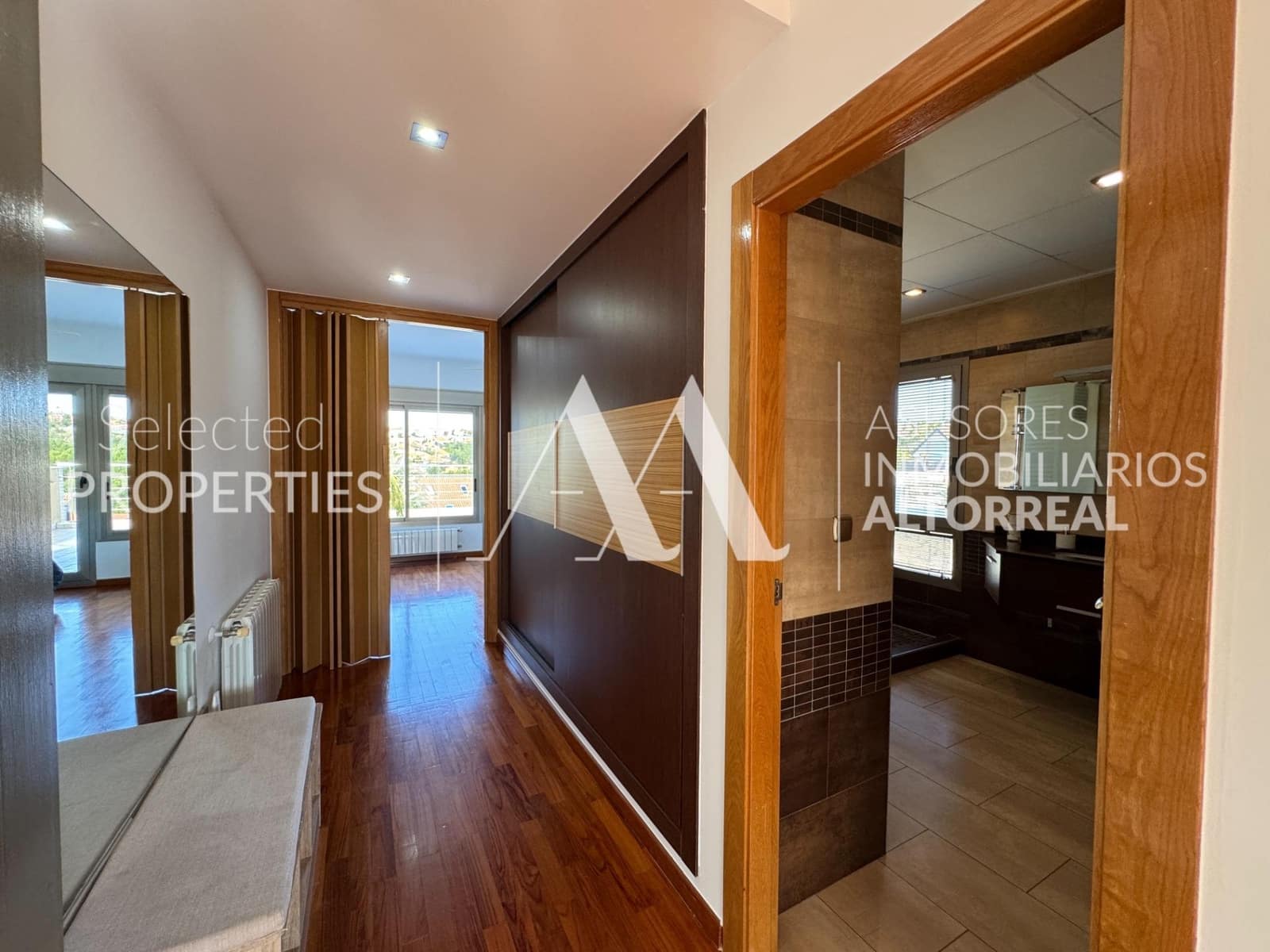 4 soverom Villa til salgs i Altorreal med svømmebasseng garasje - € 750 000 (Ref: 9615532)