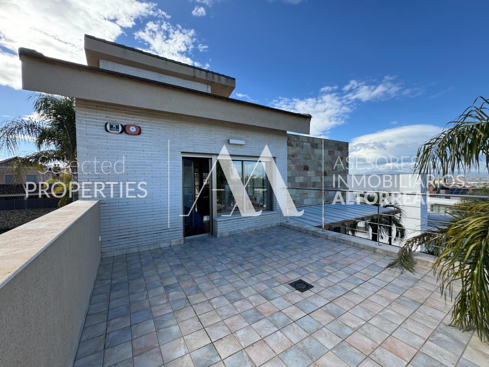 4 soverom Villa til salgs i Altorreal med svømmebasseng garasje - € 750 000 (Ref: 9615532)