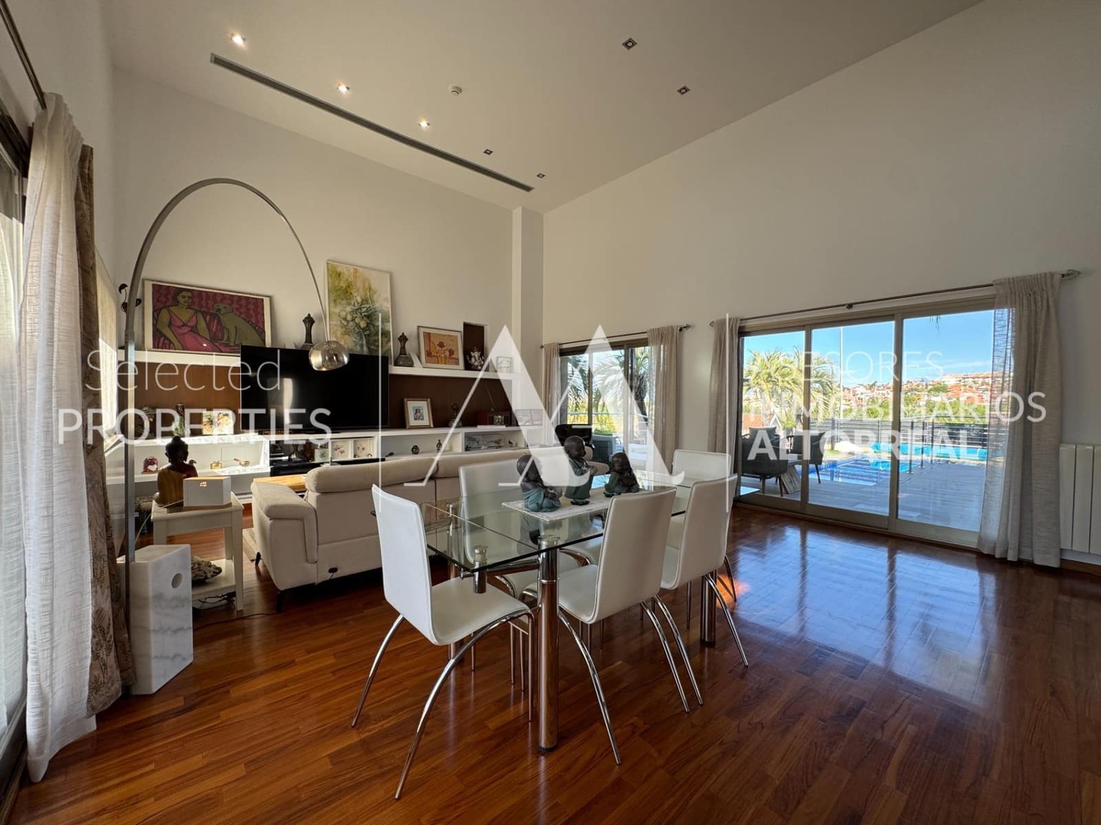 4 soverom Villa til salgs i Altorreal med svømmebasseng garasje - € 750 000 (Ref: 9615532)