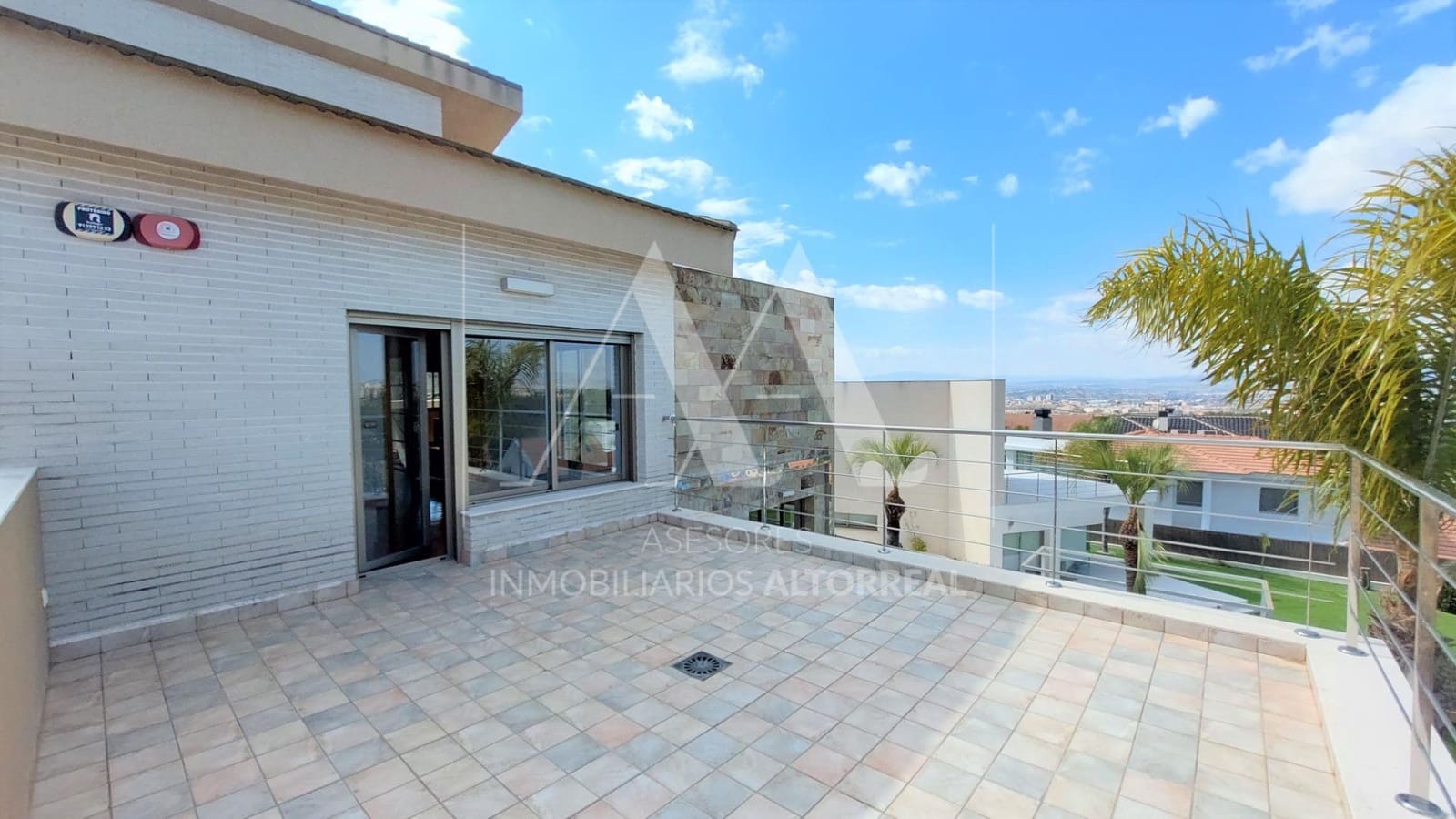 4 soverom Villa til salgs i Altorreal med svømmebasseng garasje - € 750 000 (Ref: 9615532)