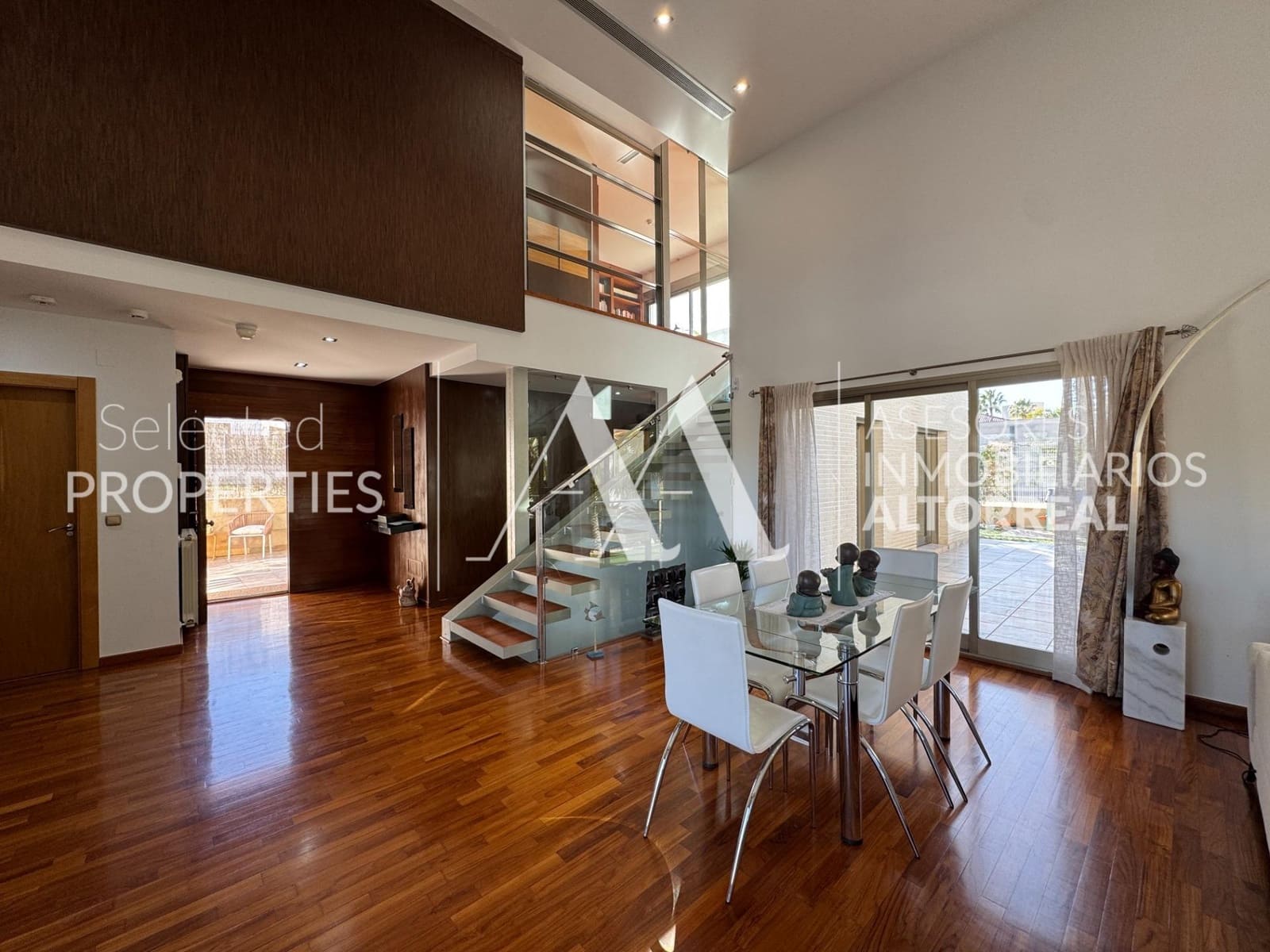 4 soverom Villa til salgs i Altorreal med svømmebasseng garasje - € 750 000 (Ref: 9615532)