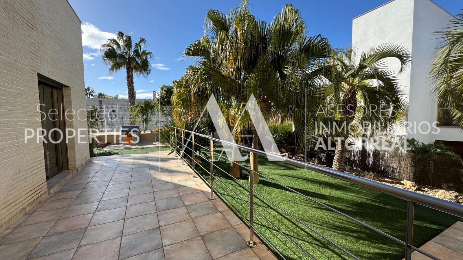 4 soverom Villa til salgs i Altorreal med svømmebasseng garasje - € 750 000 (Ref: 9615532)