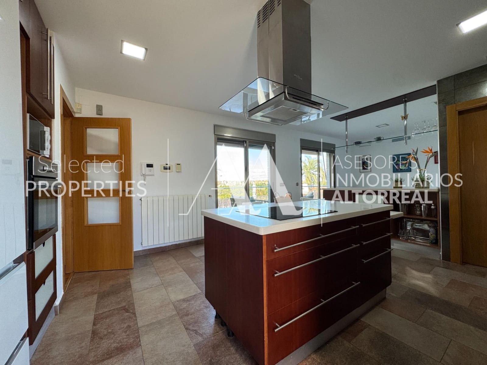 4 soverom Villa til salgs i Altorreal med svømmebasseng garasje - € 750 000 (Ref: 9615532)