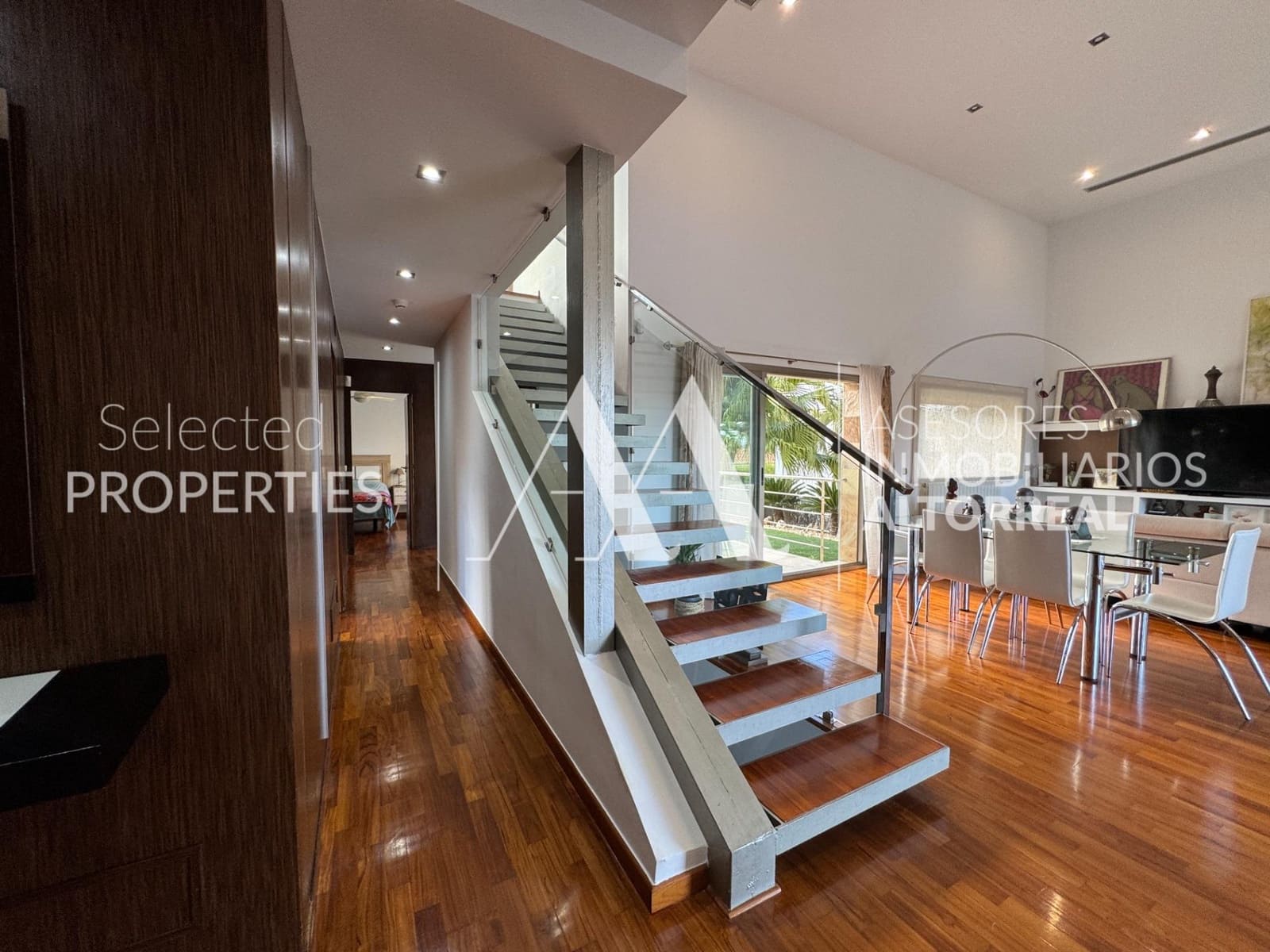 4 soverom Villa til salgs i Altorreal med svømmebasseng garasje - € 750 000 (Ref: 9615532)