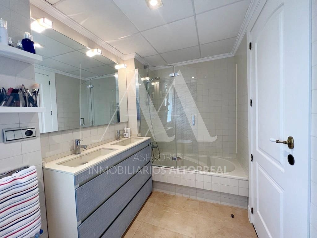 5 quarto Moradia para venda em Altorreal com piscina garagem - 420 000 € (Ref: 9804318)