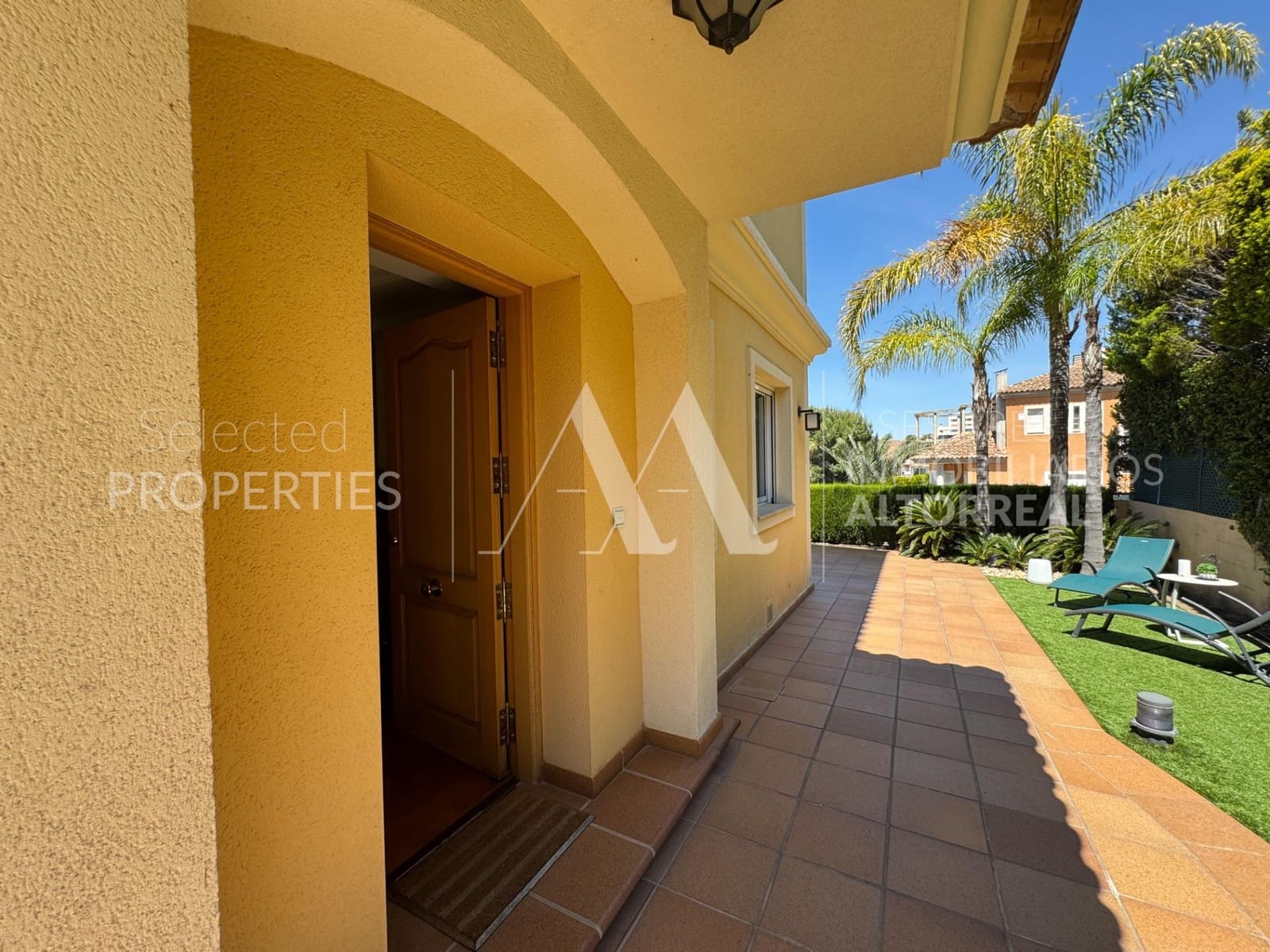 5 quarto Moradia para venda em Altorreal com piscina garagem - 420 000 € (Ref: 9804318)