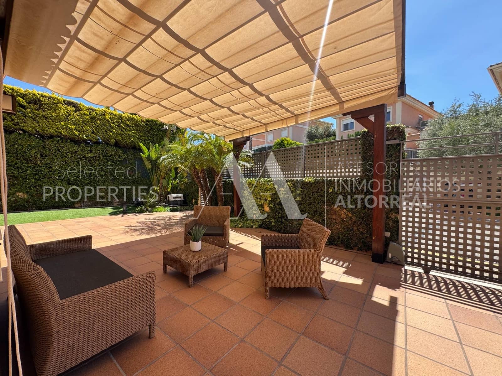 5 quarto Moradia para venda em Altorreal com piscina garagem - 420 000 € (Ref: 9804318)