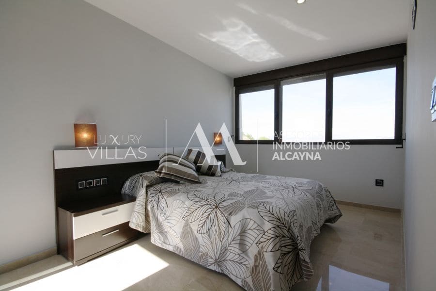 4 slaapkamer Villa te koop in La Alcayna met zwembad garage - € 720.000 (Ref: 9865226)