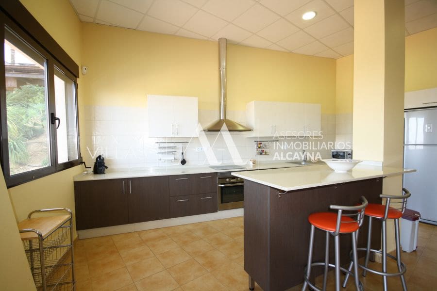 4 slaapkamer Villa te koop in La Alcayna met zwembad garage - € 720.000 (Ref: 9865226)