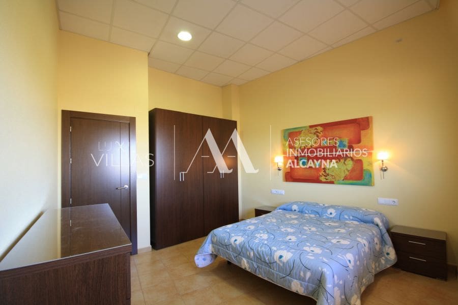 4 slaapkamer Villa te koop in La Alcayna met zwembad garage - € 720.000 (Ref: 9865226)