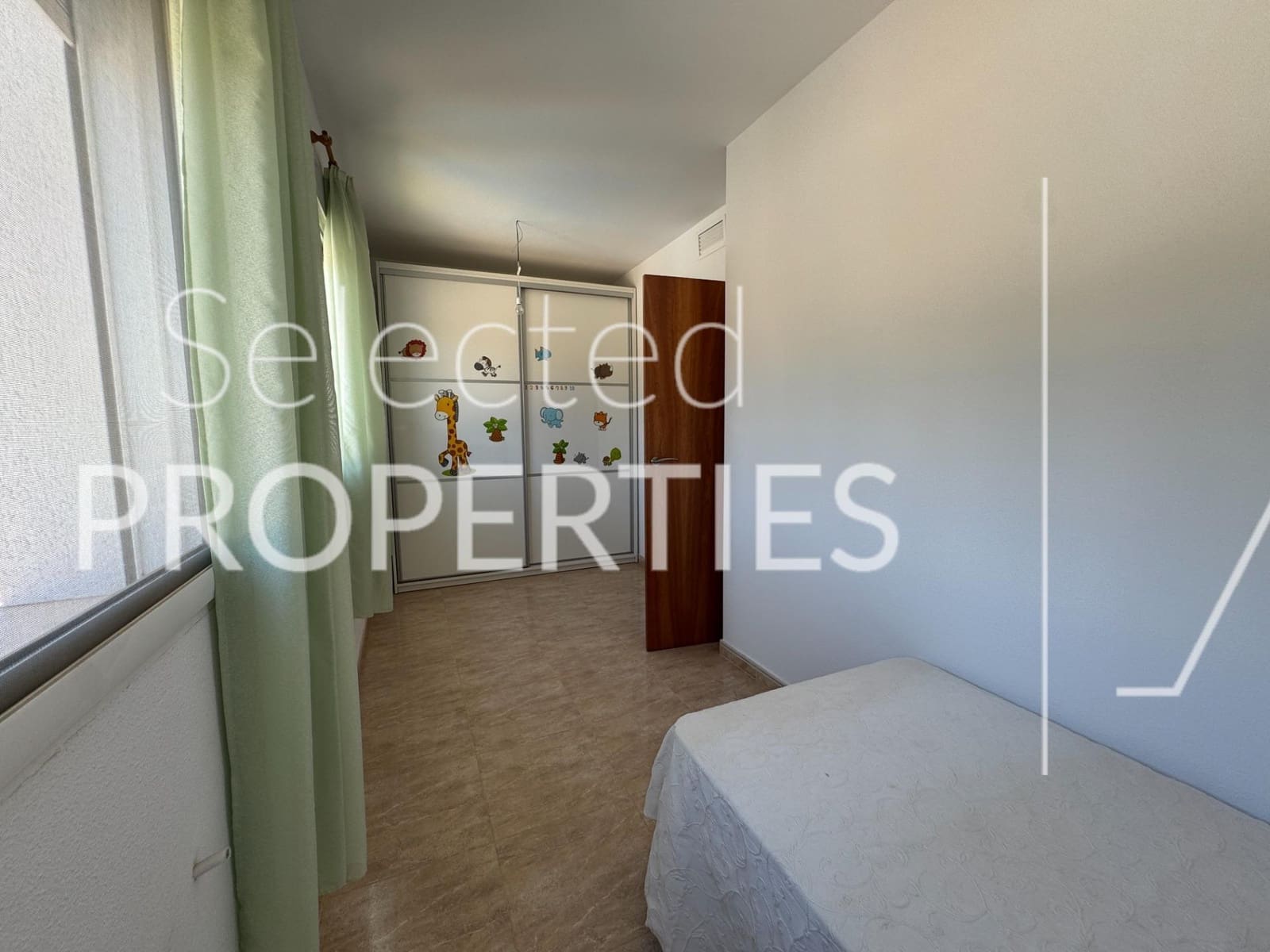 9 bedroom Villa for sale in Molina de Segura with pool garage - € 379,000 (Ref: 9876472)