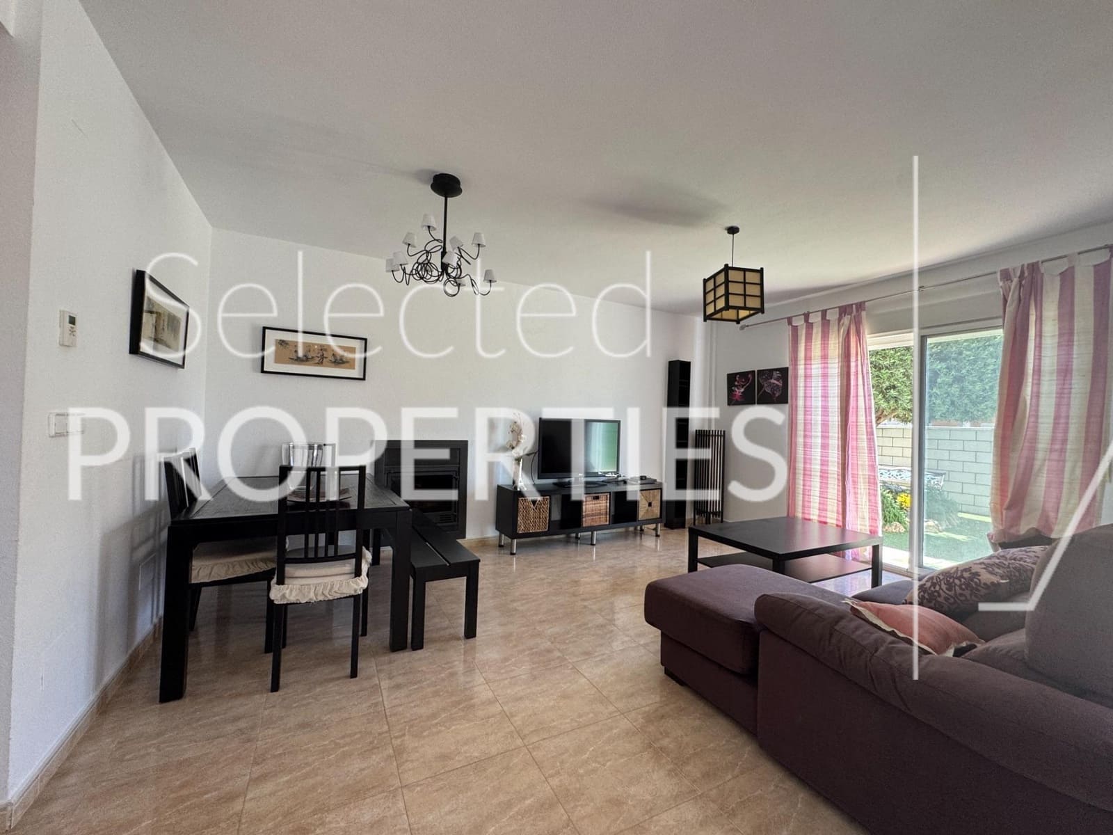 9 bedroom Villa for sale in Molina de Segura with pool garage - € 379,000 (Ref: 9876472)