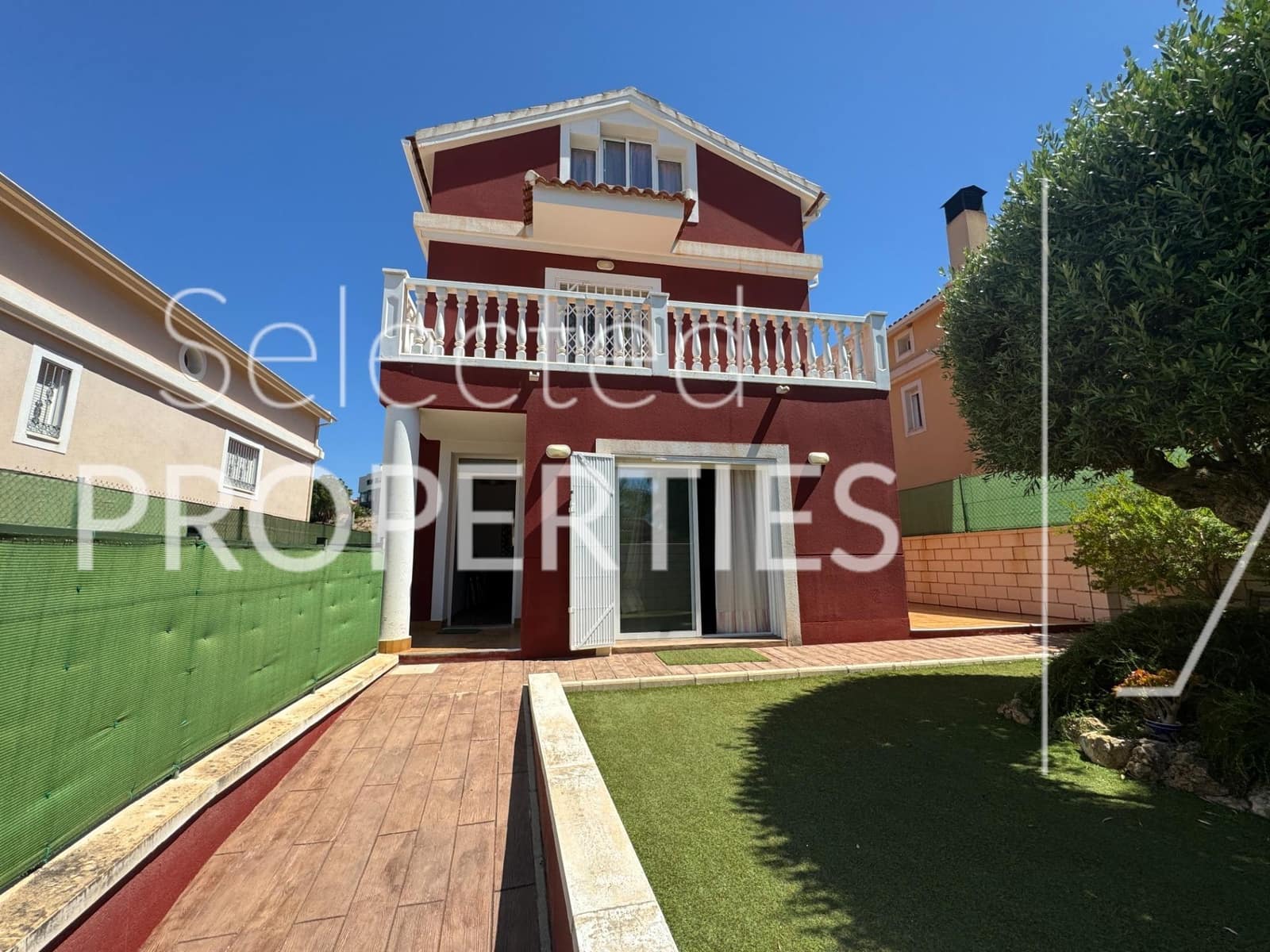 9 bedroom Villa for sale in Molina de Segura with pool garage - € 379,000 (Ref: 9876472)