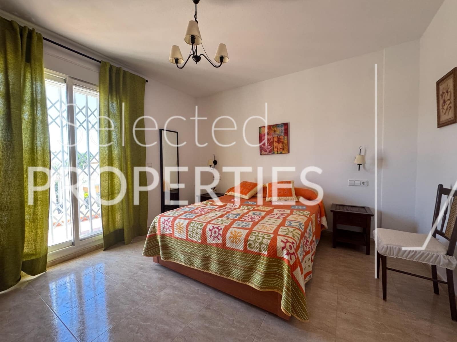 9 bedroom Villa for sale in Molina de Segura with pool garage - € 379,000 (Ref: 9876472)