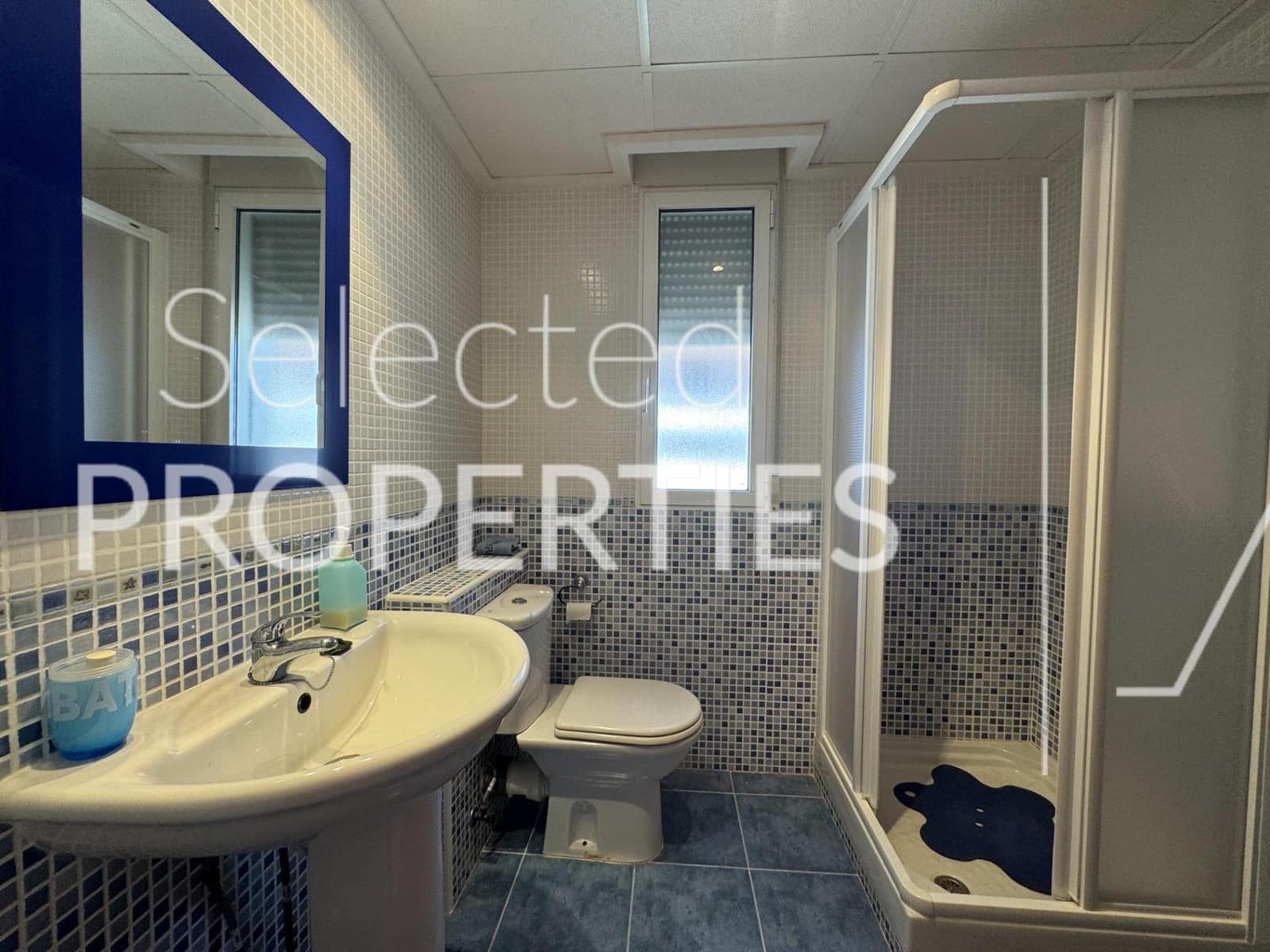 9 bedroom Villa for sale in Molina de Segura with pool garage - € 379,000 (Ref: 9876472)