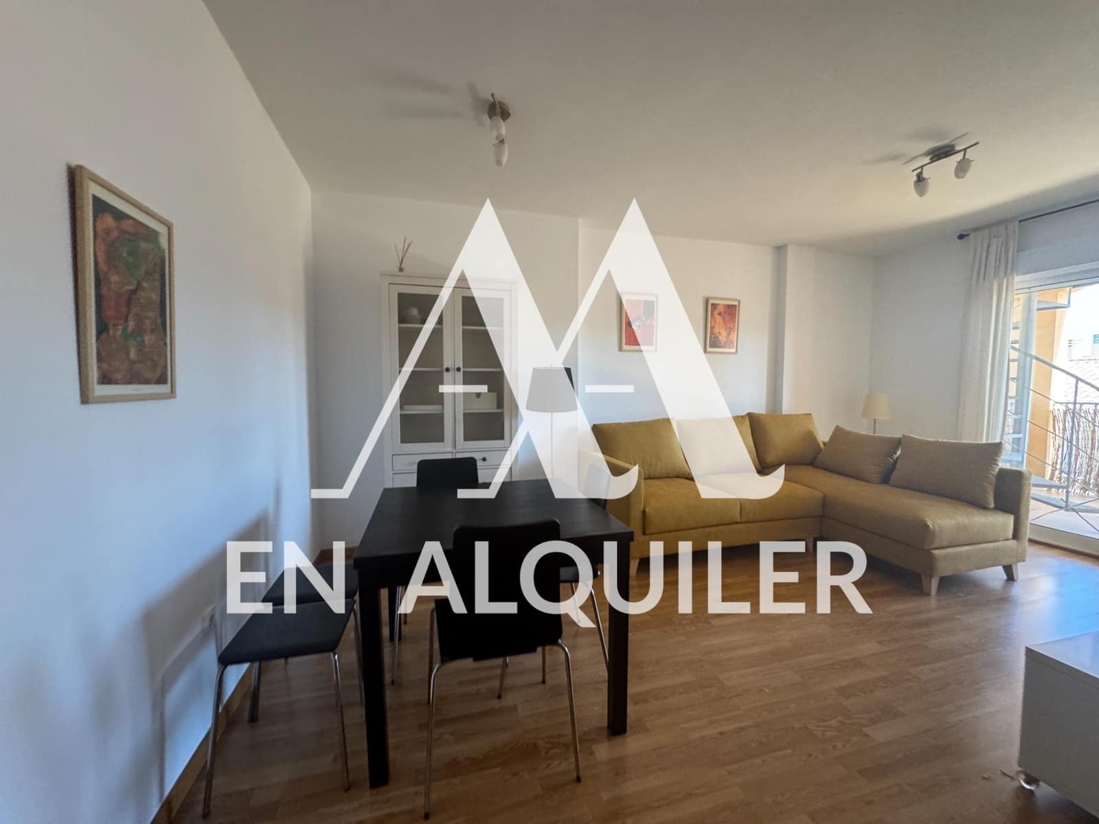 2 soverom Penthouse til leie i Altorreal med svømmebasseng garasje - € 850 (Ref: 9878896)