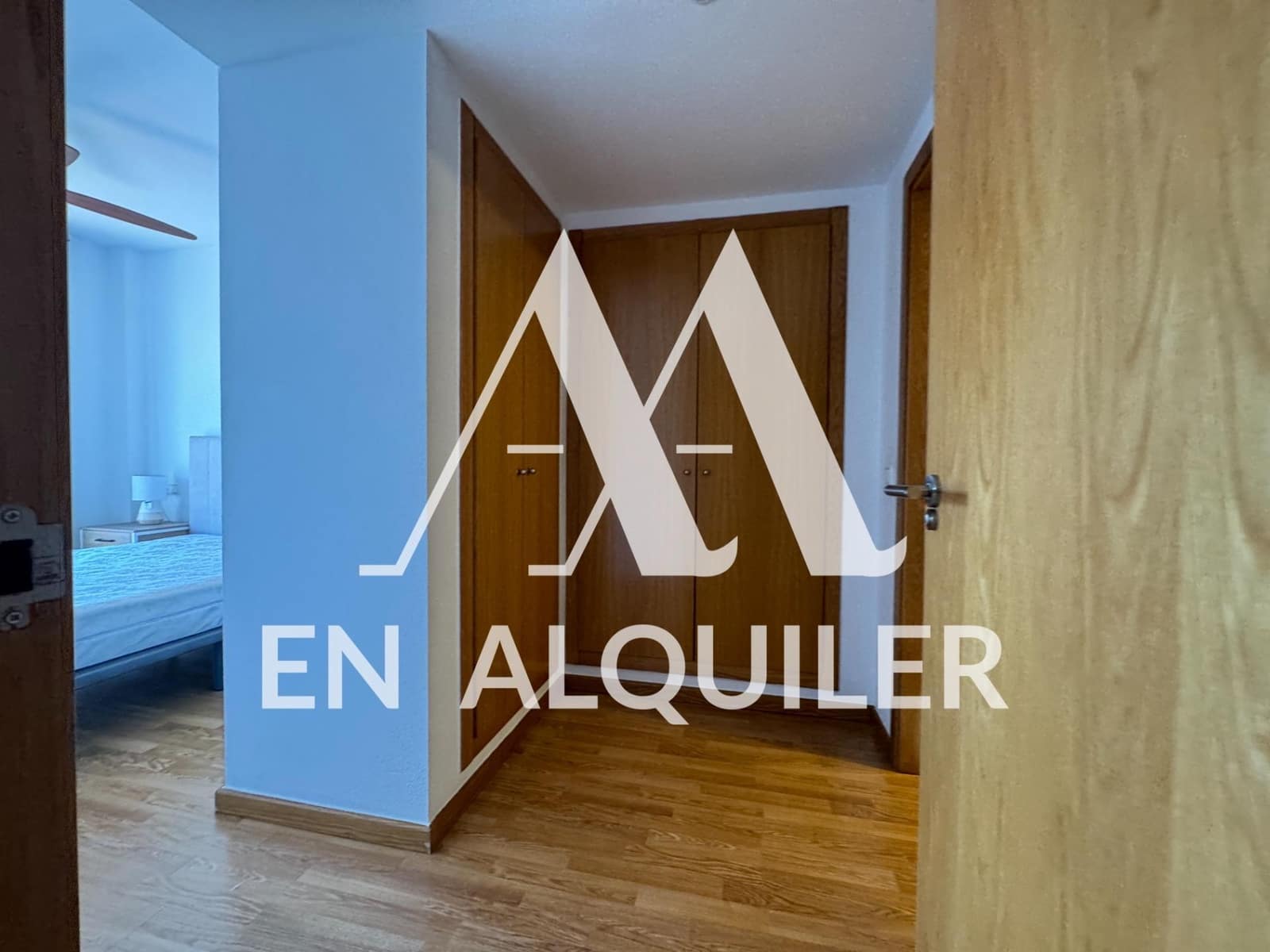 2 soverom Penthouse til leie i Altorreal med svømmebasseng garasje - € 850 (Ref: 9878896)