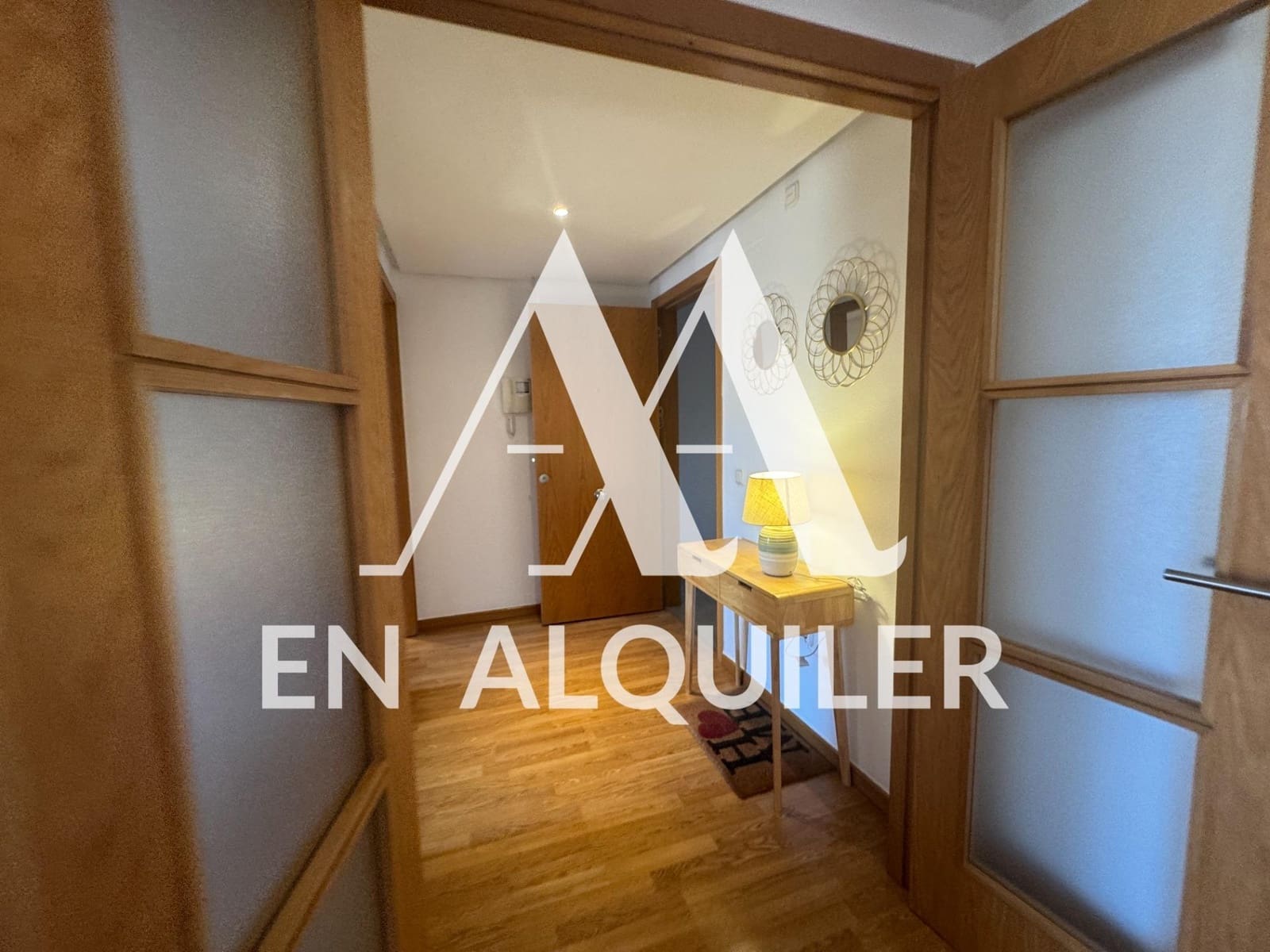 2 soverom Penthouse til leie i Altorreal med svømmebasseng garasje - € 850 (Ref: 9878896)