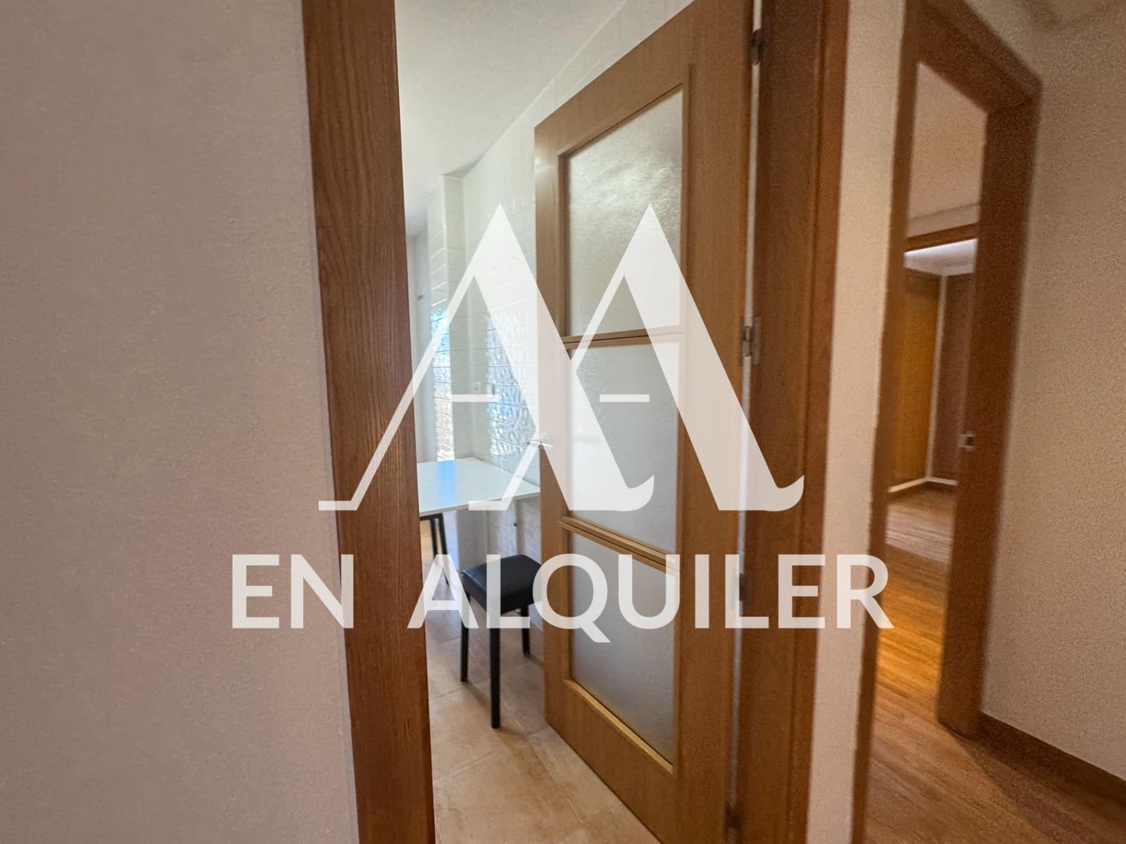 2 soverom Penthouse til leie i Altorreal med svømmebasseng garasje - € 850 (Ref: 9878896)