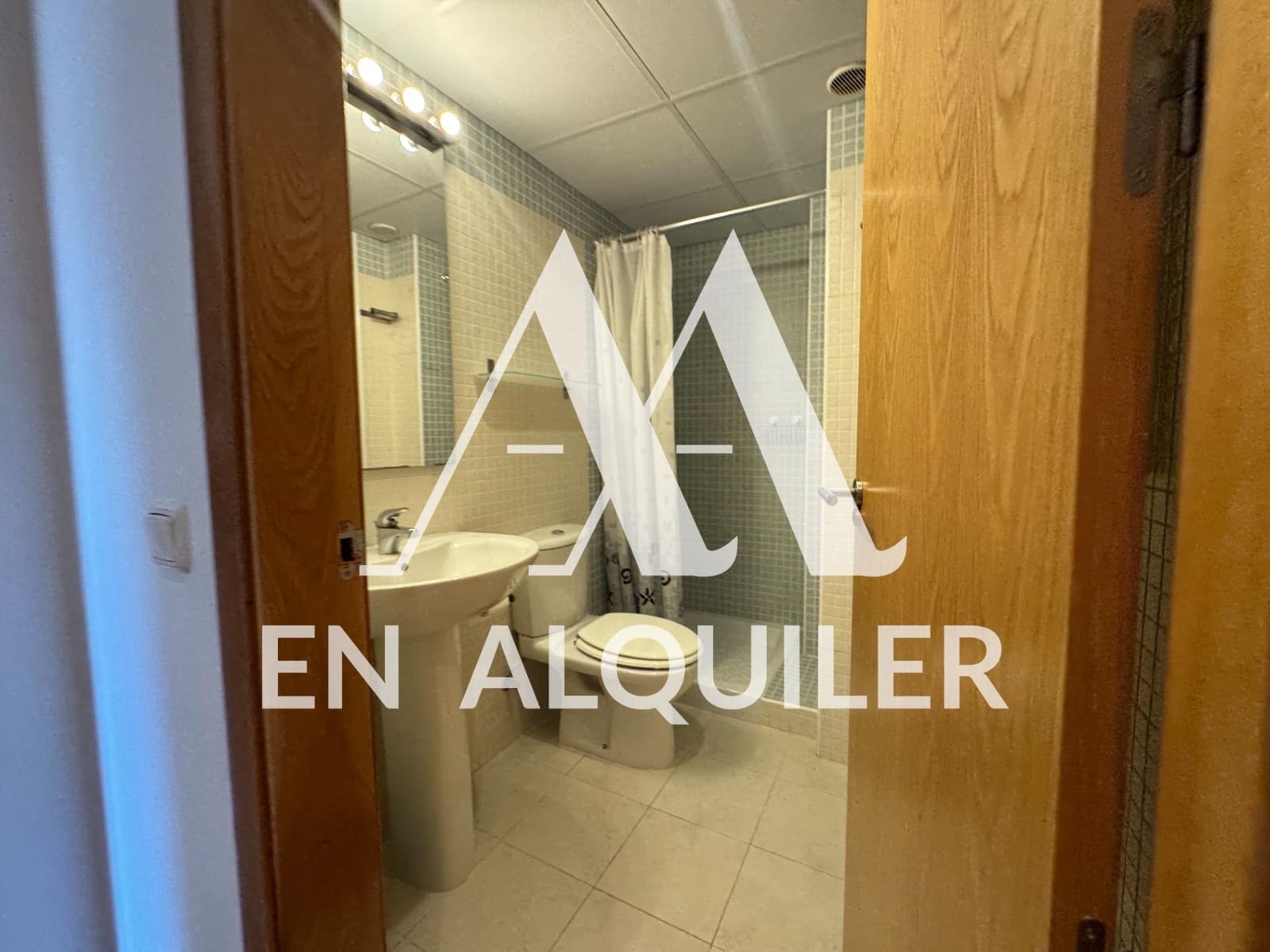 2 soverom Penthouse til leie i Altorreal med svømmebasseng garasje - € 850 (Ref: 9878896)