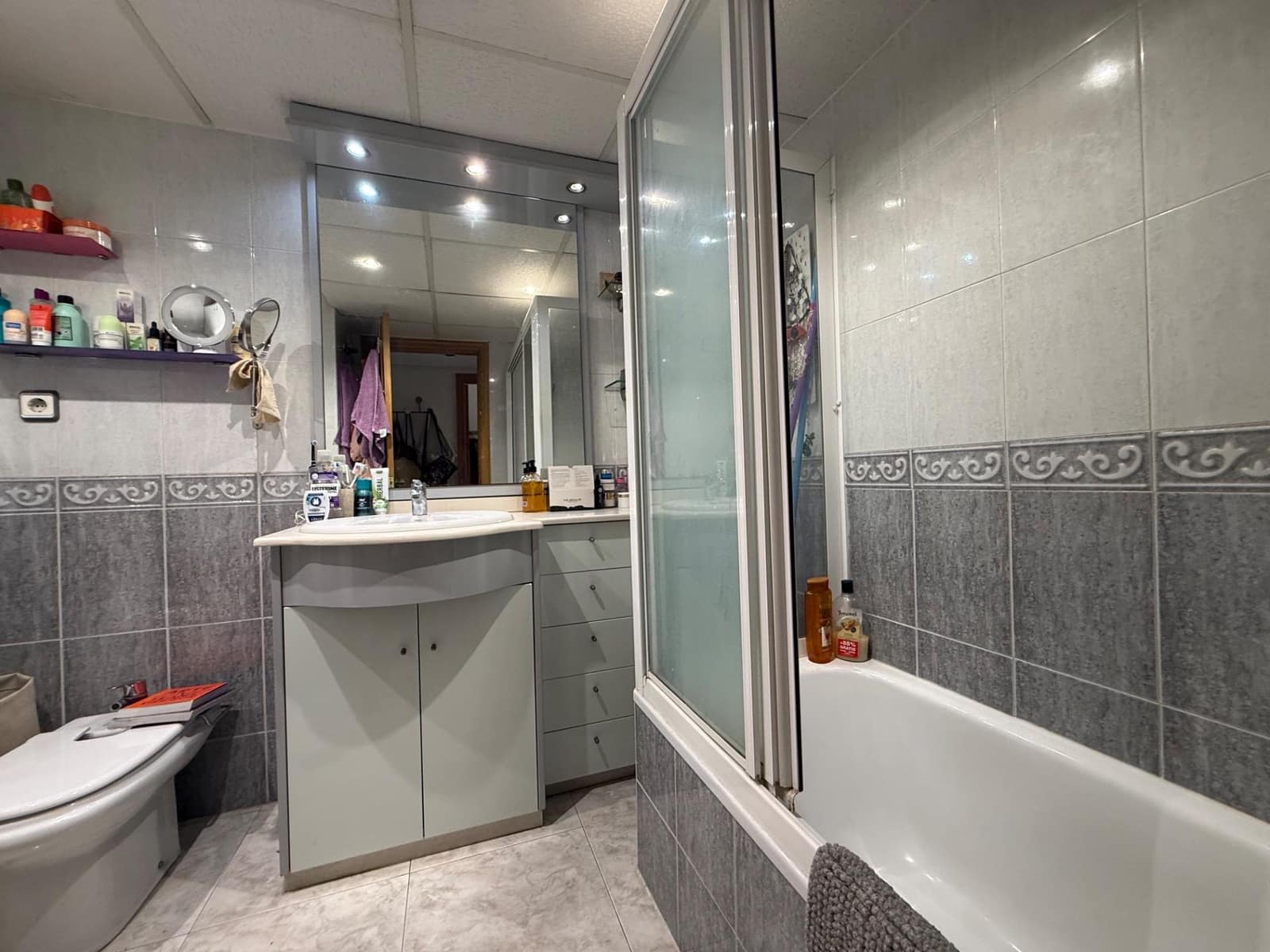 2 Zimmer Apartment zu vermieten in Murcia Stadt - 900 € (Ref: 9983176)