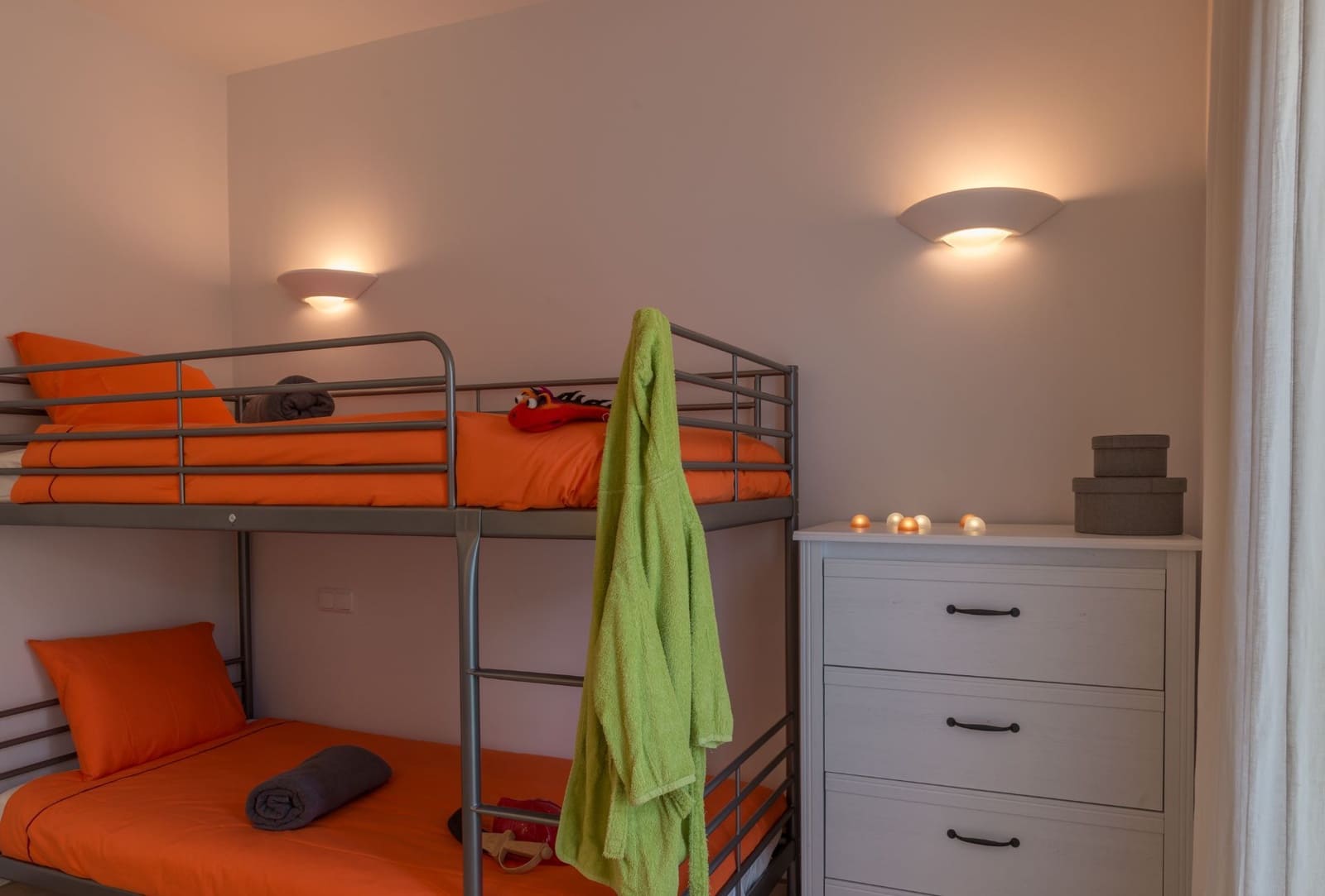 3 soveværelse Villa til salg i Benalup med swimmingpool garage - € 695.000 (Ref: 10139092)