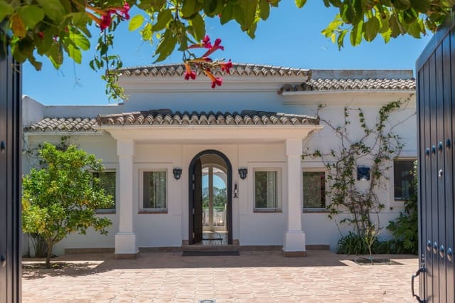 3 sovrum Villa till salu i Benalup med pool garage - 695 000 € (Ref: 10139092)