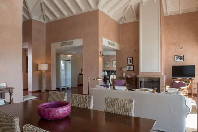 3 chambre Villa/Maison à vendre à Benalup avec piscine garage - 795 000 € (Ref: 8556191)