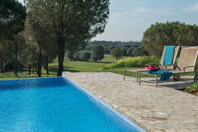 3 chambre Villa/Maison à vendre à Benalup avec piscine garage - 795 000 € (Ref: 8556191)