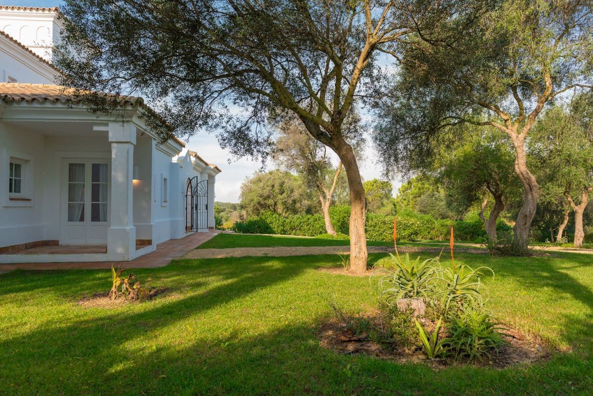 5 chambre Villa/Maison à vendre à Benalup avec piscine garage - 975 000 € (Ref: 8556192)