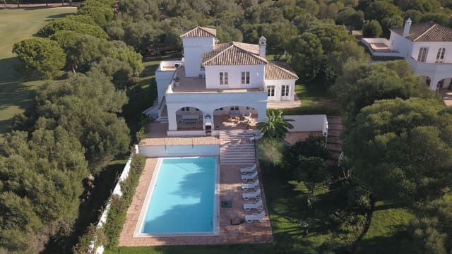 5 chambre Villa/Maison à vendre à Benalup avec piscine garage - 975 000 € (Ref: 8556192)