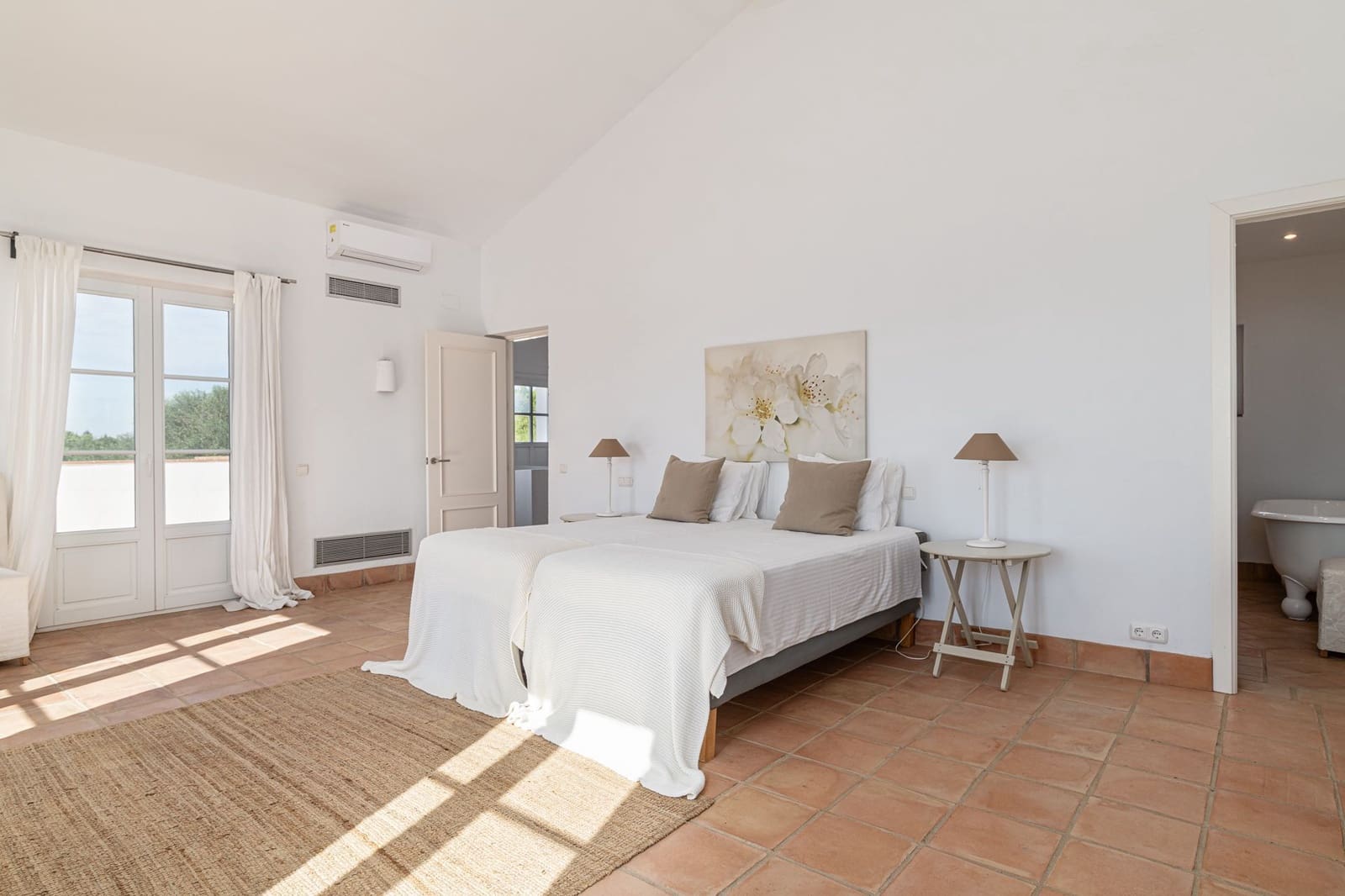 5 chambre Villa/Maison à vendre à Benalup avec piscine garage - 975 000 € (Ref: 8556192)