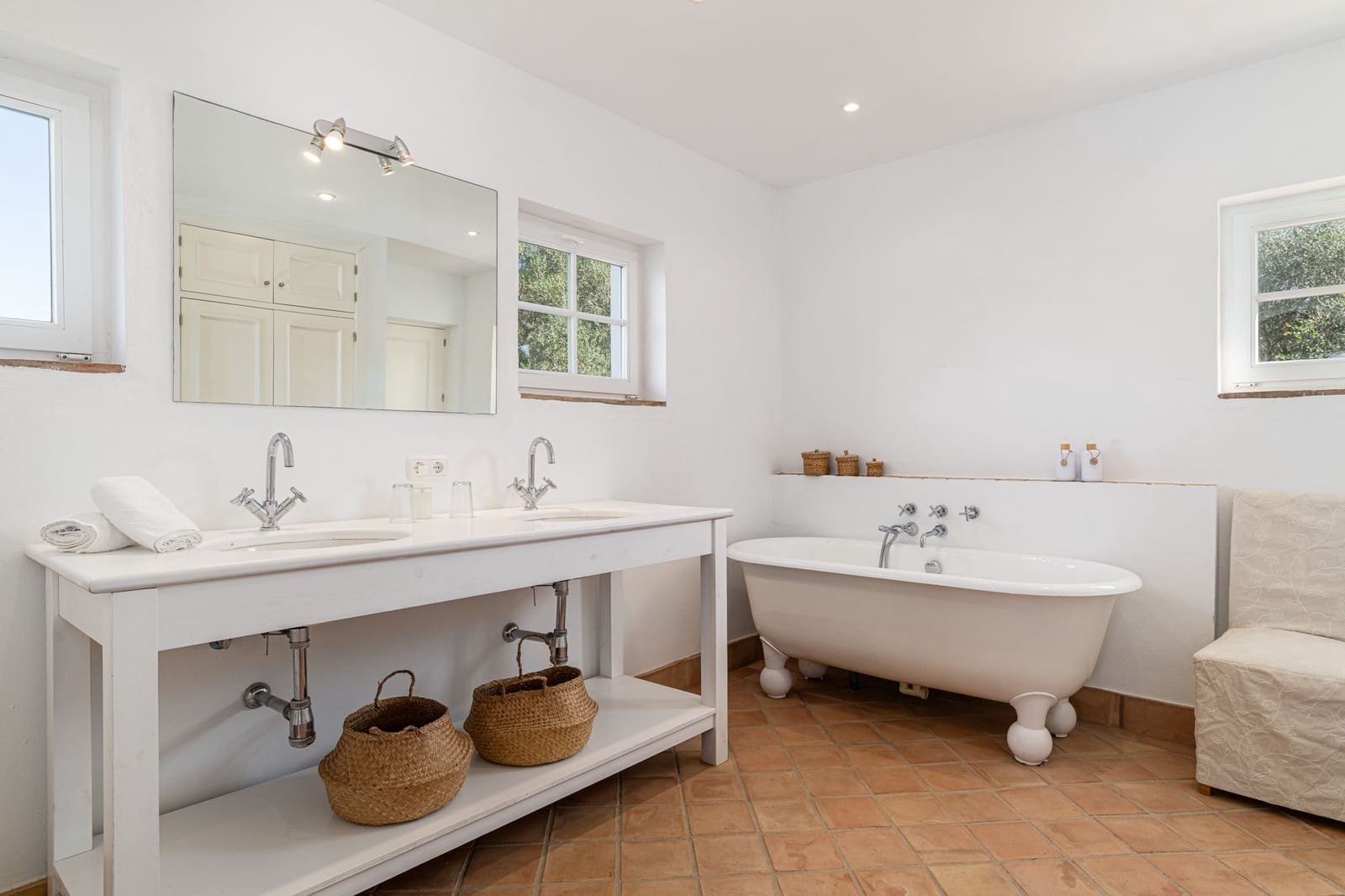 5 chambre Villa/Maison à vendre à Benalup avec piscine garage - 975 000 € (Ref: 8556192)