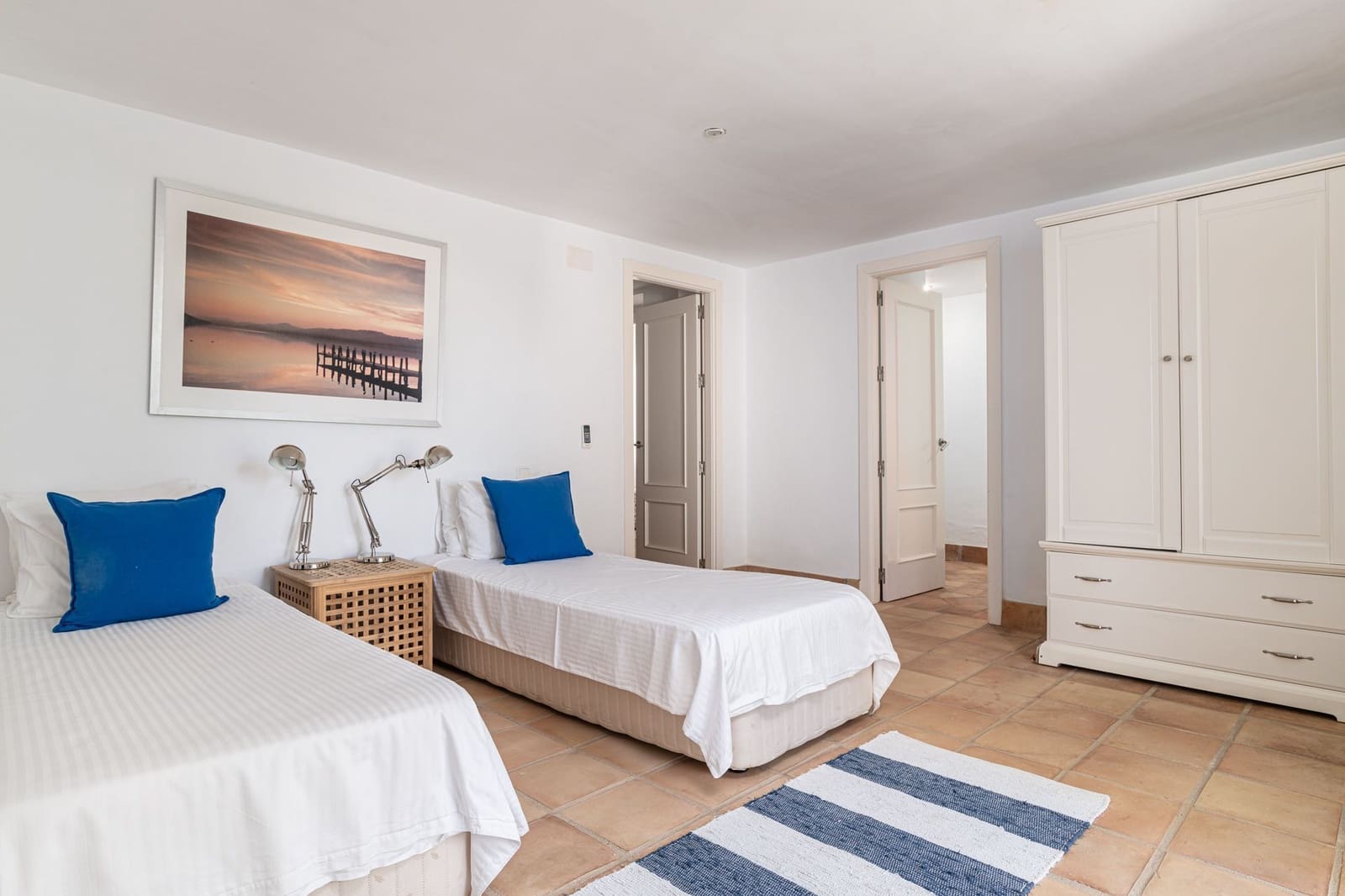 5 chambre Villa/Maison à vendre à Benalup avec piscine garage - 975 000 € (Ref: 8556192)