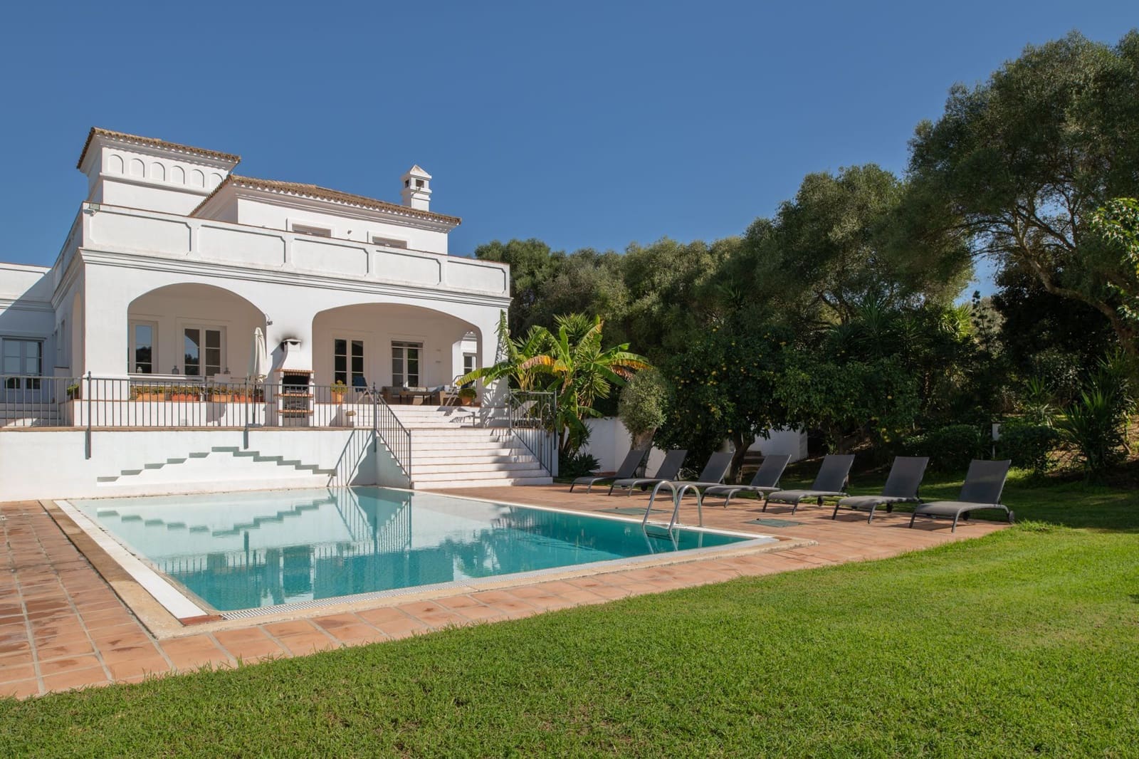 5 chambre Villa/Maison à vendre à Benalup avec piscine garage - 975 000 € (Ref: 8556192)