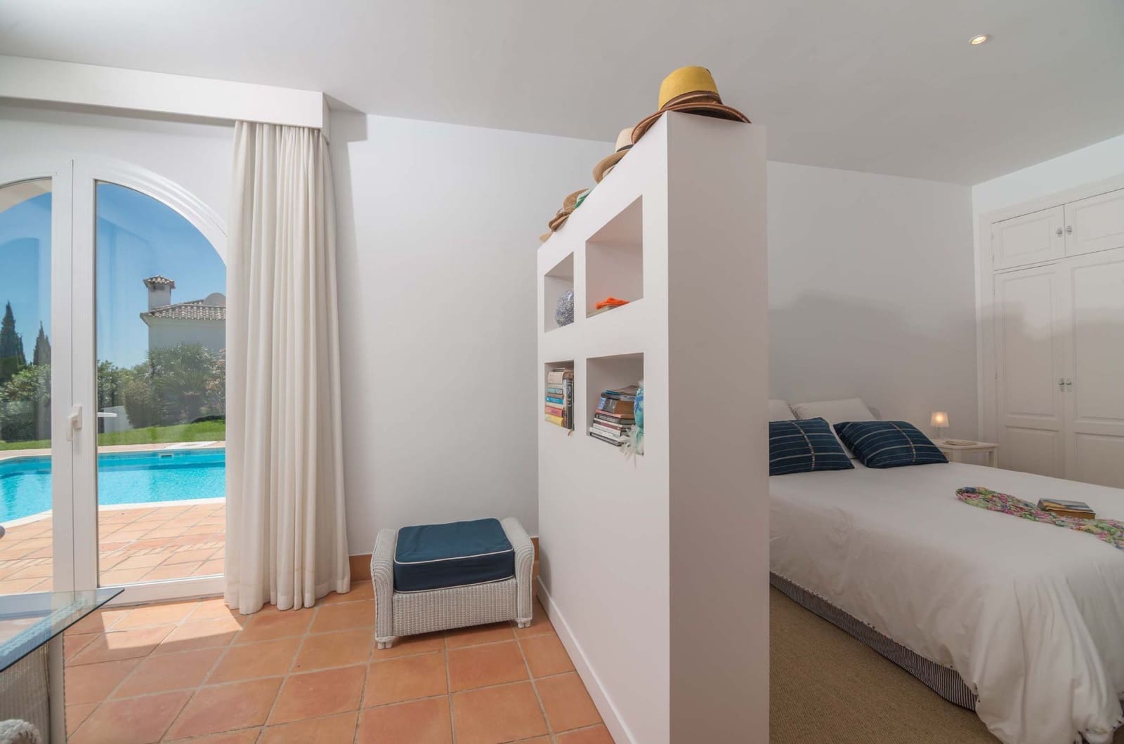 4 soveværelse Villa til salg i Benalup med swimmingpool - € 690.000 (Ref: 8556194)