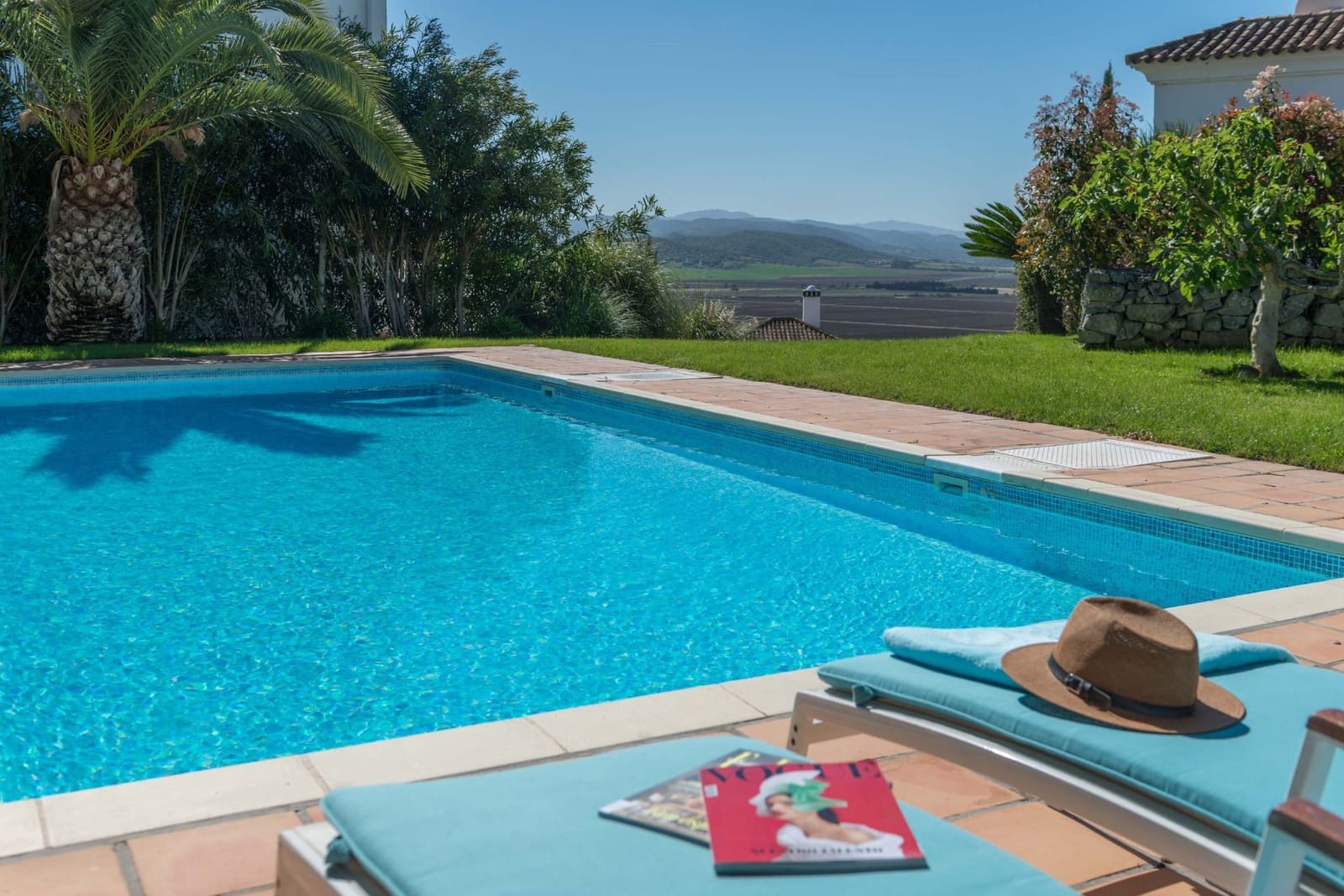 4 soveværelse Villa til salg i Benalup med swimmingpool - € 690.000 (Ref: 8556194)