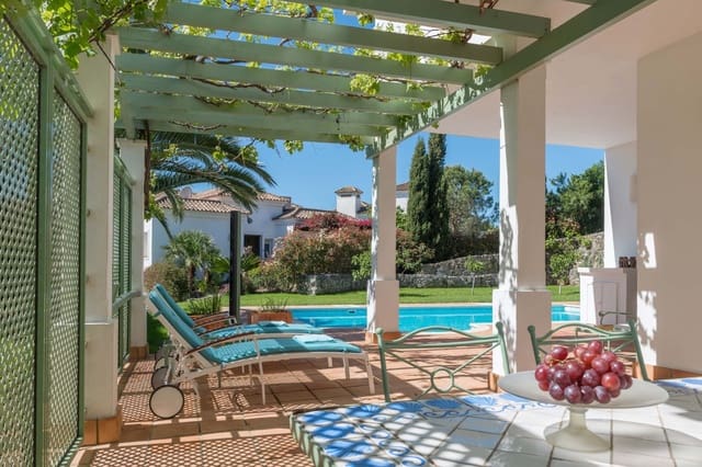 4 chambre Villa/Maison à vendre à Benalup avec piscine - 690 000 € (Ref: 8556194)