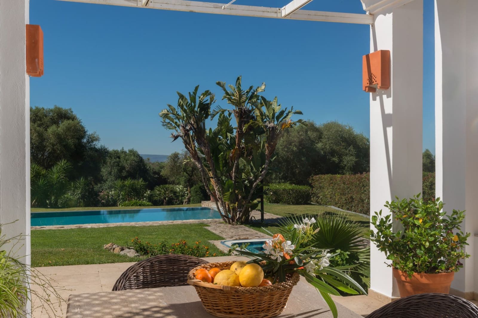 3 soveværelse Villa til salg i Benalup med swimmingpool garage - € 800.000 (Ref: 8723602)