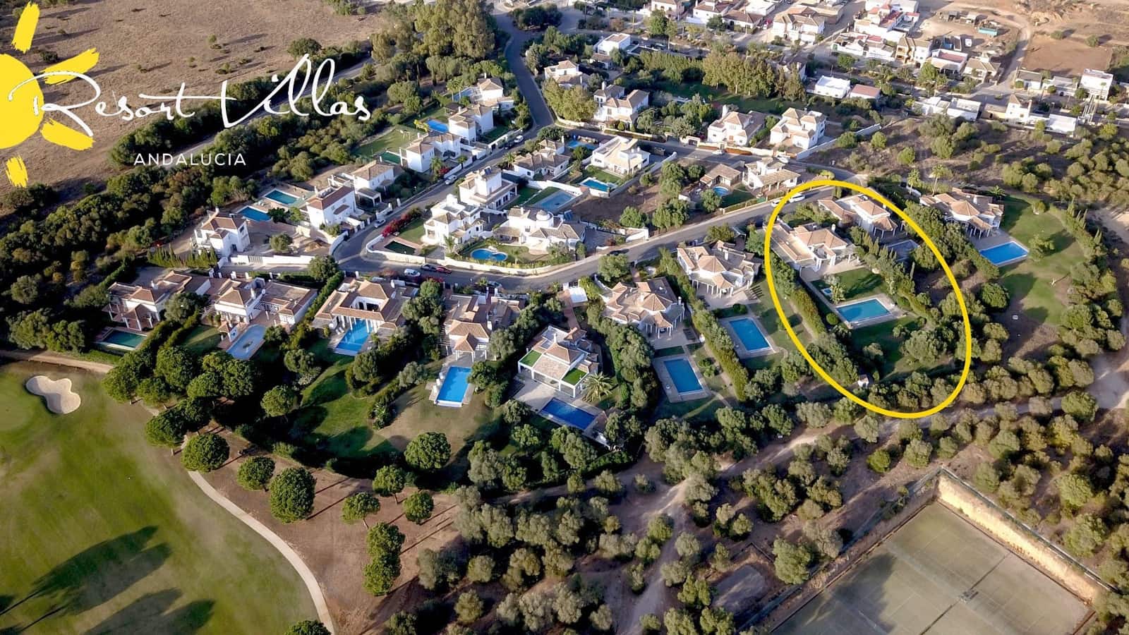 3 soveværelse Villa til salg i Benalup med swimmingpool garage - € 800.000 (Ref: 8723602)