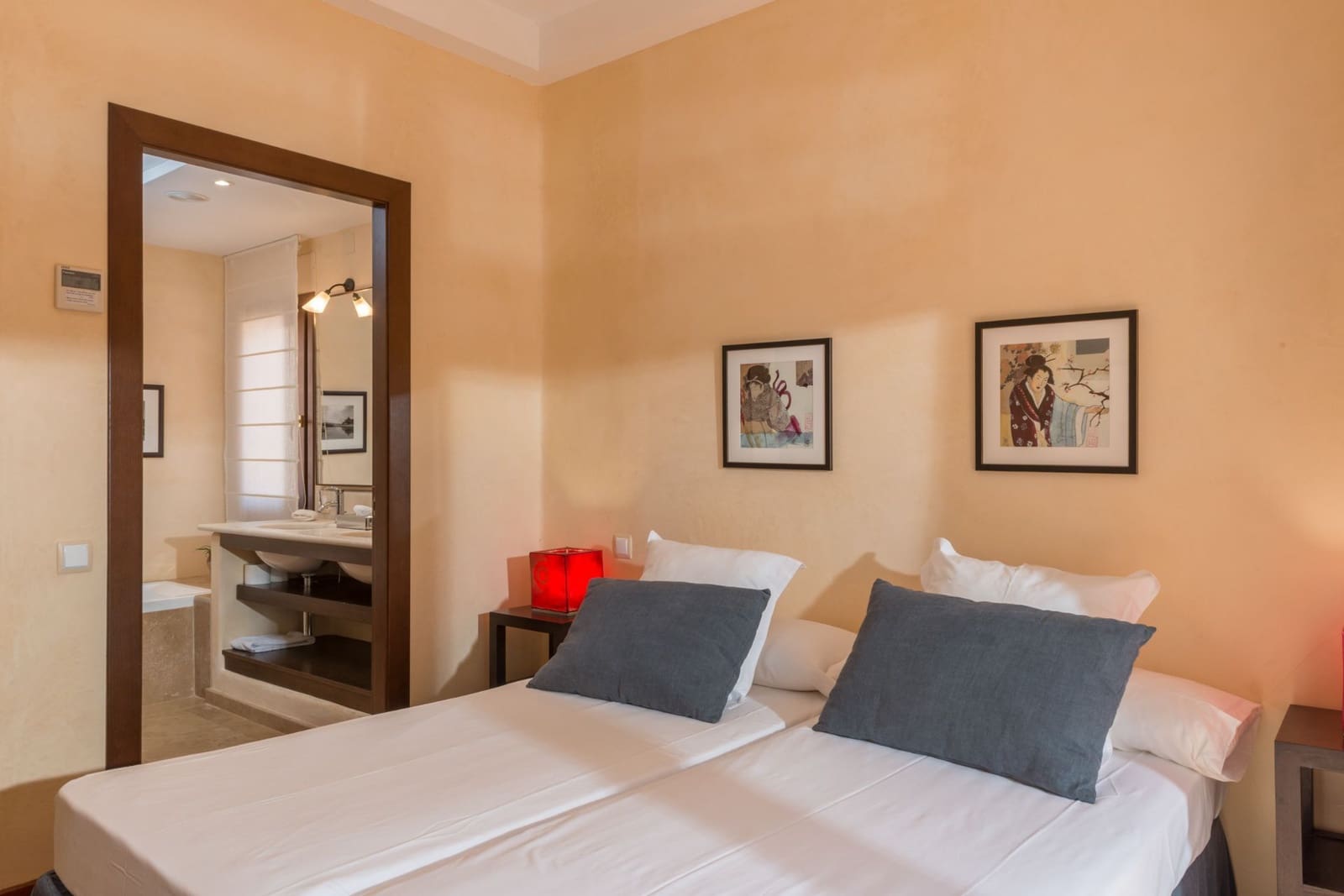 5 chambre Villa/Maison à vendre à Benalup avec piscine garage - 850 000 € (Ref: 8723603)