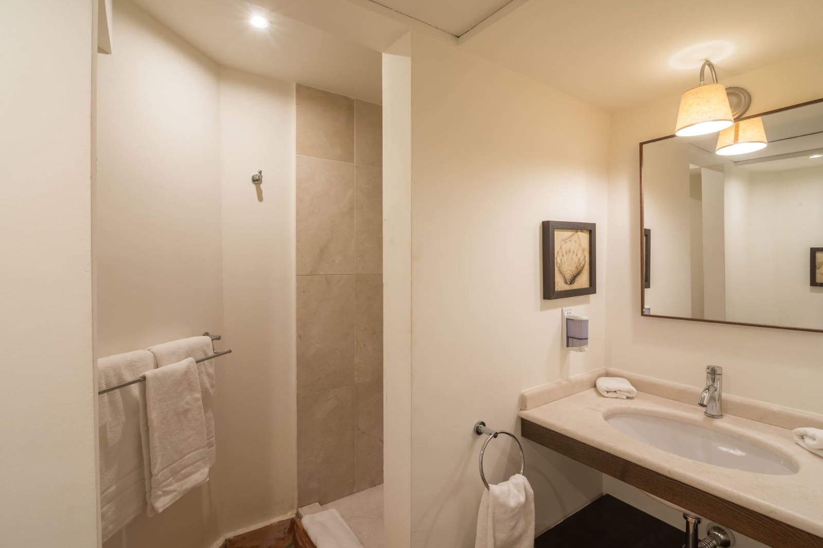 5 chambre Villa/Maison à vendre à Benalup avec piscine garage - 850 000 € (Ref: 8723603)